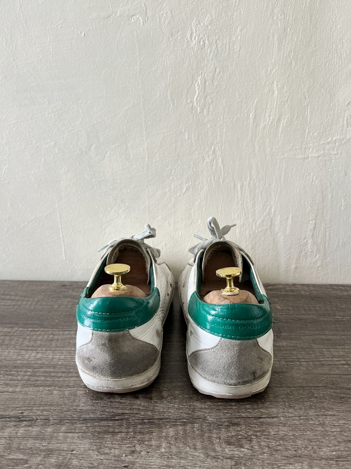 Golden Goose GOLDEN GOOSE SUPERSTAR GREEN HEEL TAB Size US 8 / EU 41 - 7 Thumbnail