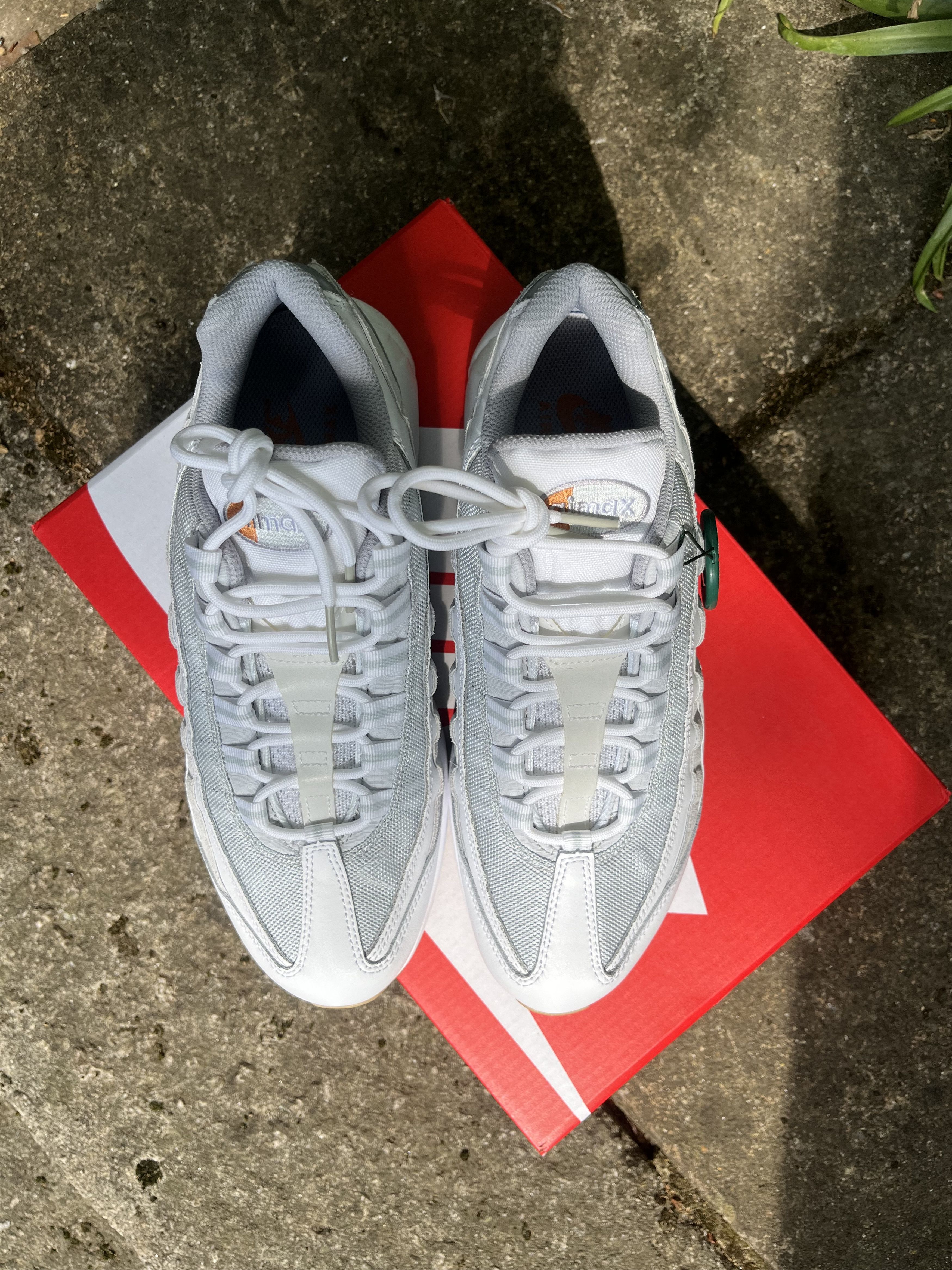 Nike Air Max 95 in Pure Platinum Hot Curry Size US 9 / EU 42 - 3 Thumbnail