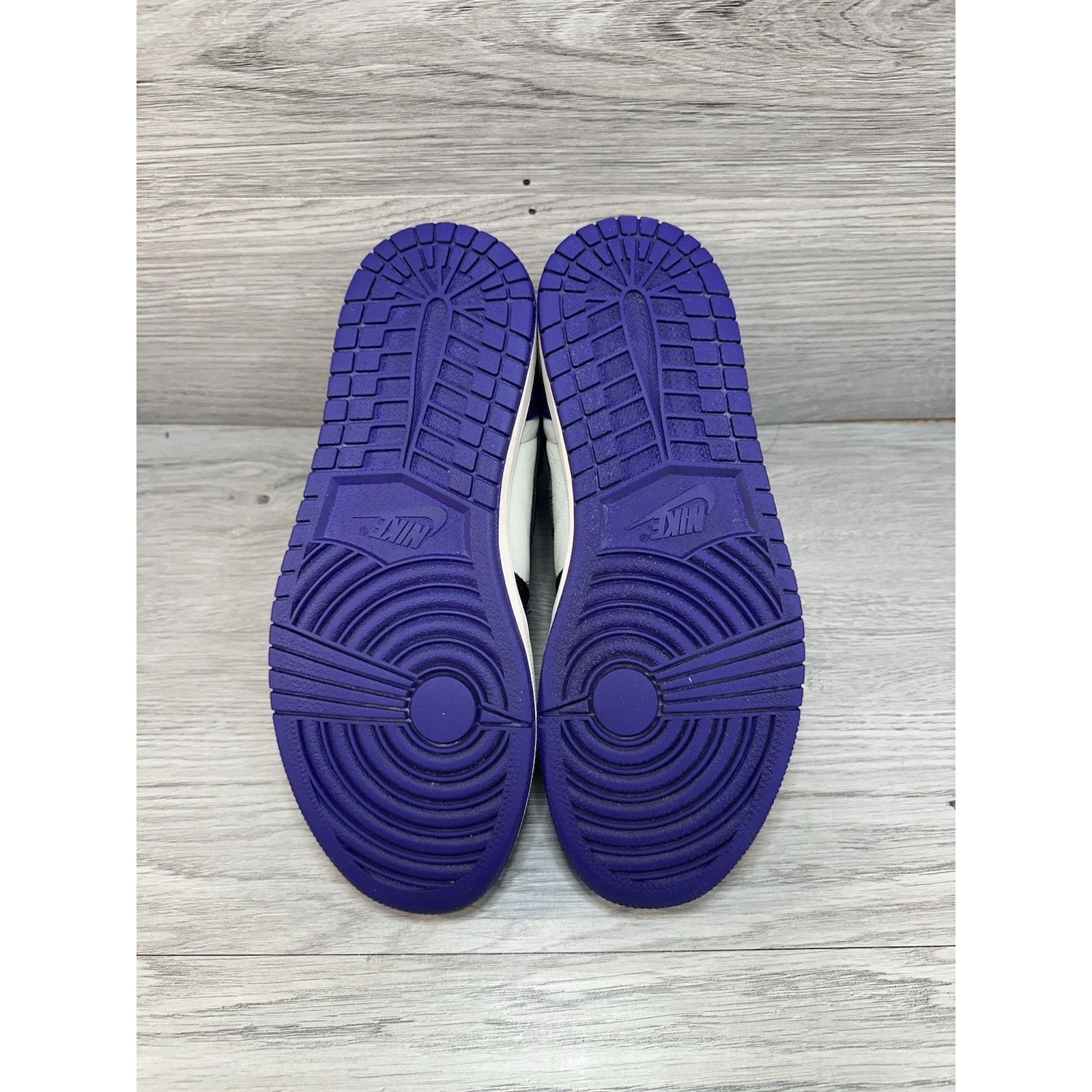 Jordan Brand Air Jordan 1 Retro OG High Court Purple - Size 8.5 Size US 8.5 / EU 41-42 - 6 Thumbnail