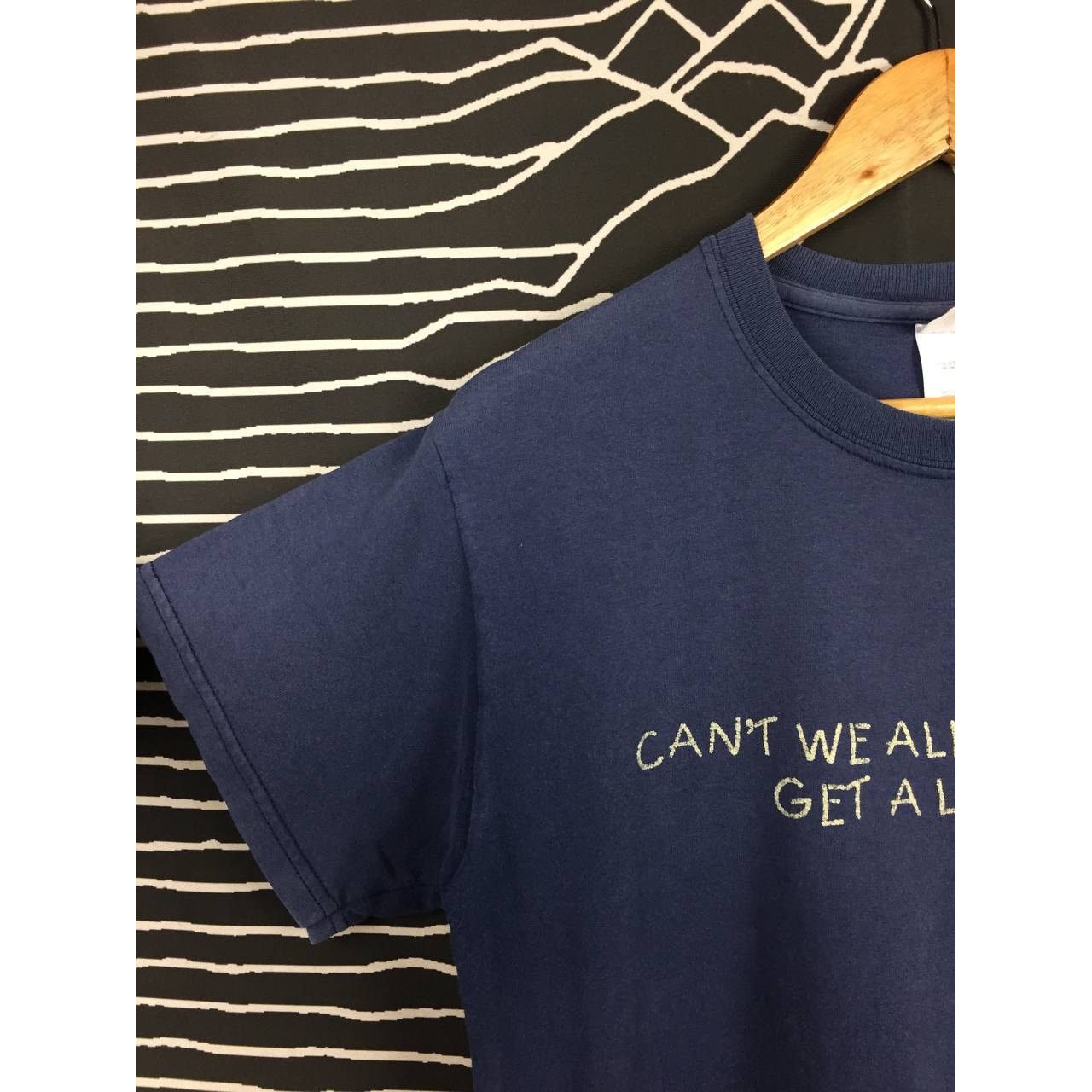 Gildan × Vintage Vtg Y2K Big Wednesday Skip Work And Surf California Tee Size US M / EU 48-50 / 2 - 8 Thumbnail
