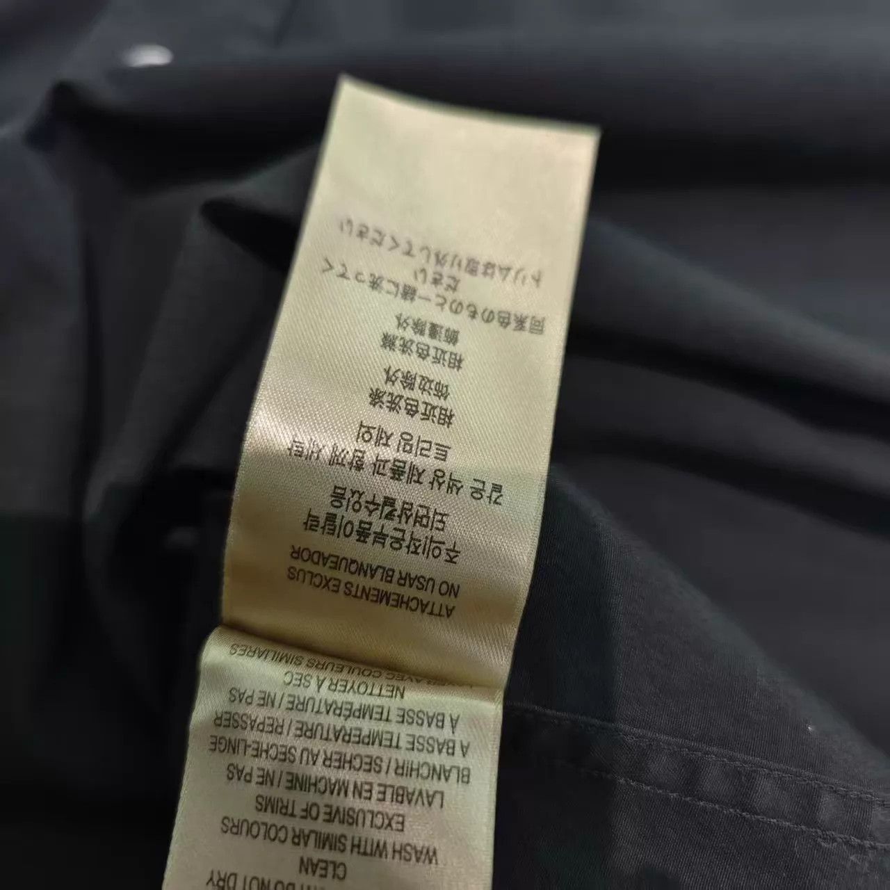 Burberry Burberry Black Horseferry Embroidered Shirt L 99New Size US L / EU 52-54 / 3 - 7 Thumbnail