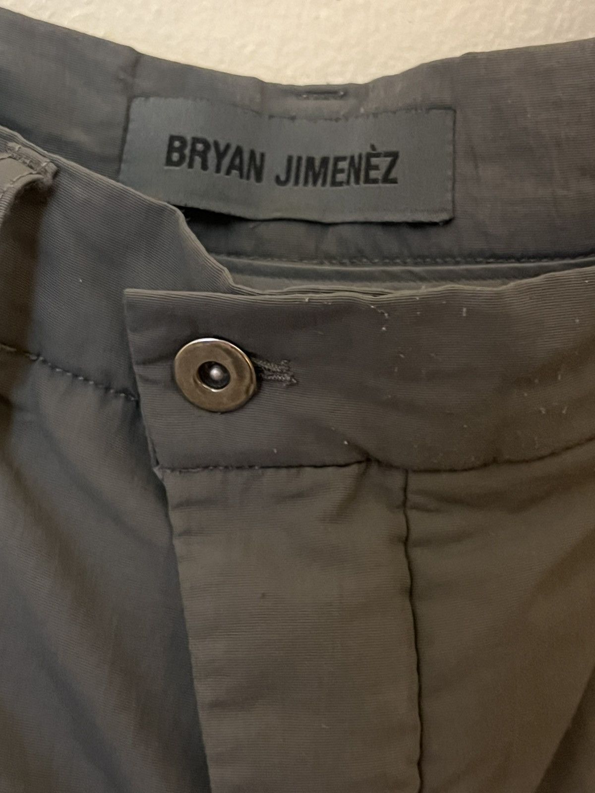 Bryan Jimenez Bryan Jimenez Nylon Station Trousers Size US 35 - 3 Thumbnail