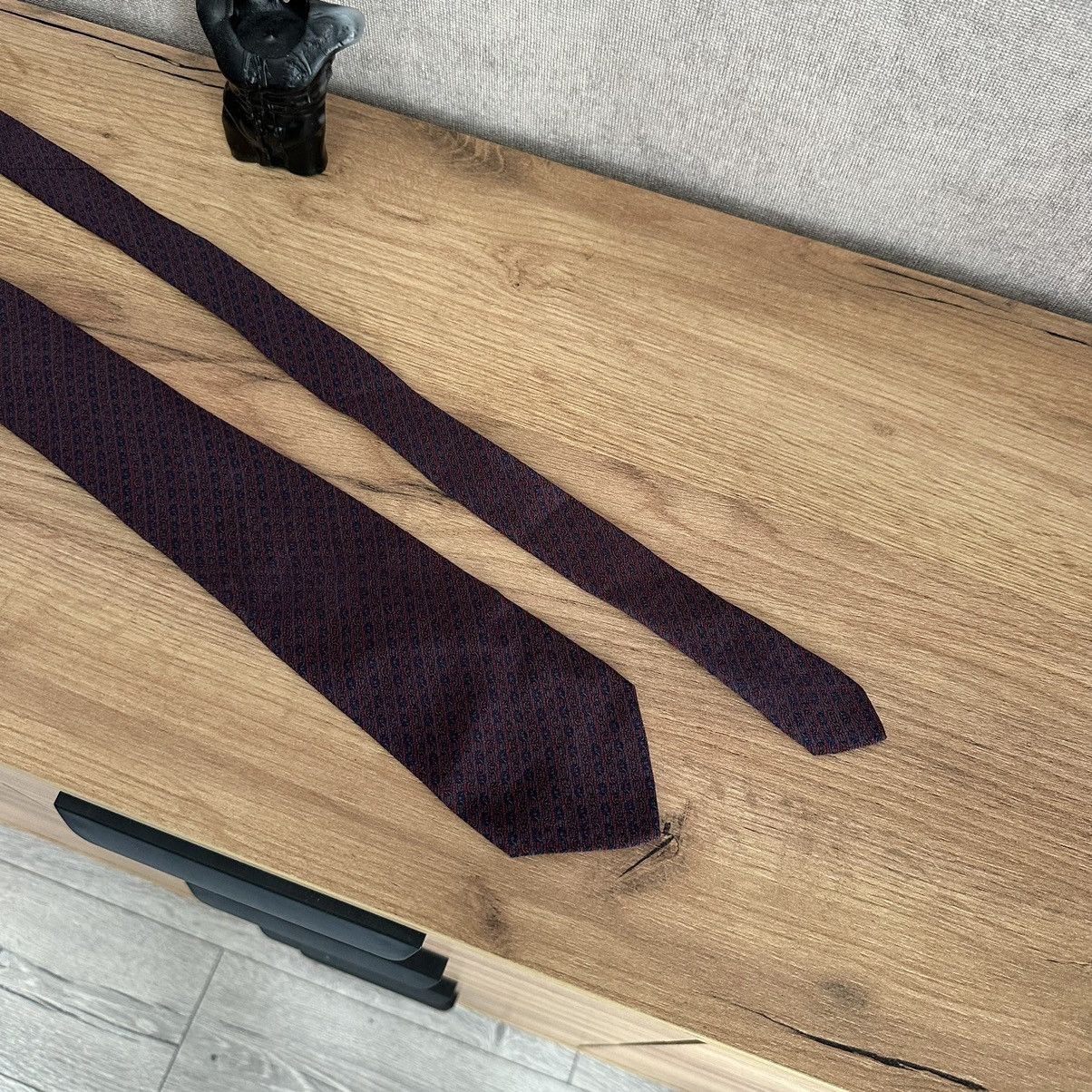 Balenciaga Luxury Balenciaga Paris Tie Silk Old Money Y2K 00s Size ONE SIZE - 3 Thumbnail