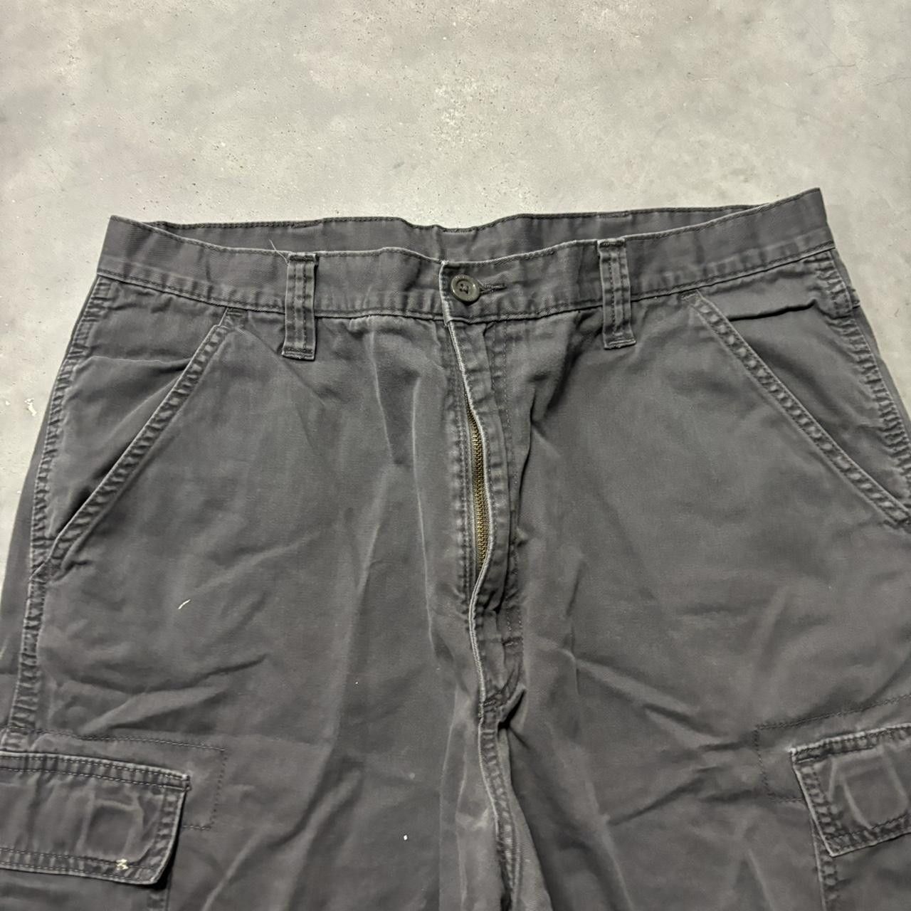 Japanese Brand × Vintage Crazy Vintage Y2K/2000s Baggy Grunge Grey Skater Cargo Shorts! Size US 36 / EU 52 - 2 Thumbnail