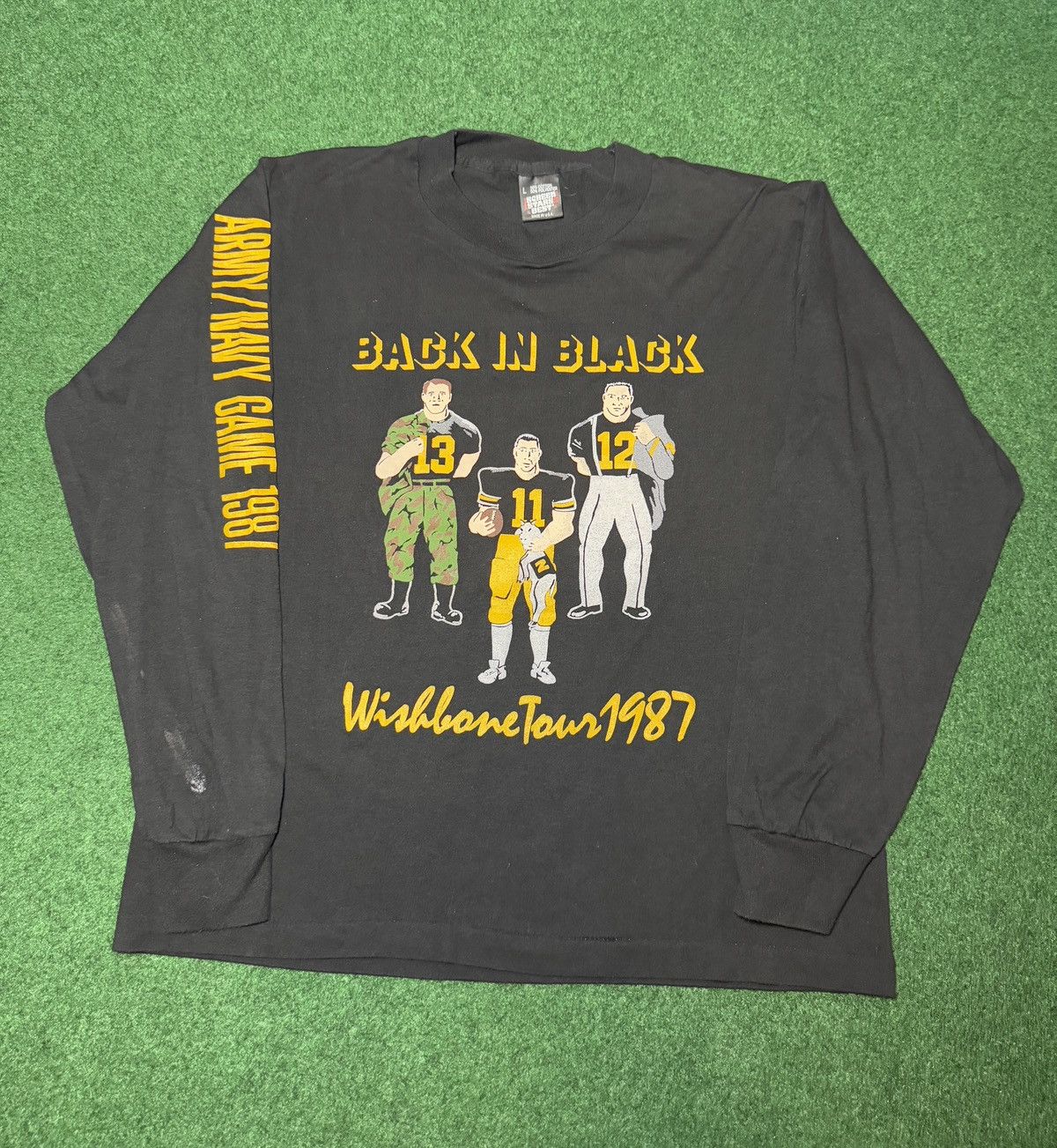 Vintage Vintage 80s Army Navy College Football Long Sleeve T Shirt Size US L / EU 52-54 / 3 - 1 Thumbnail