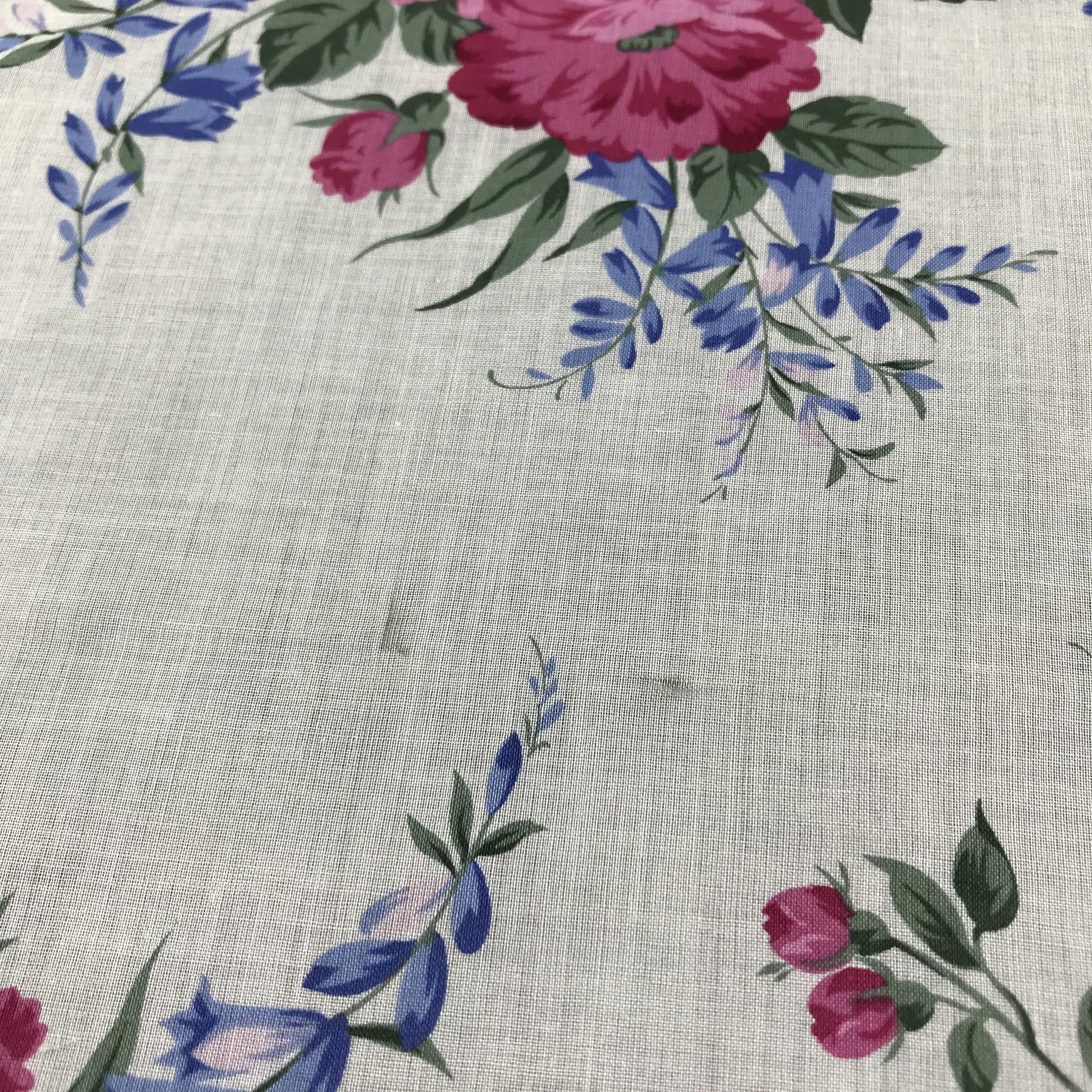 Yves Saint Laurent YSL Floral Handkerchief Neckerchief Bandana H531 Size ONE SIZE - 7 Thumbnail