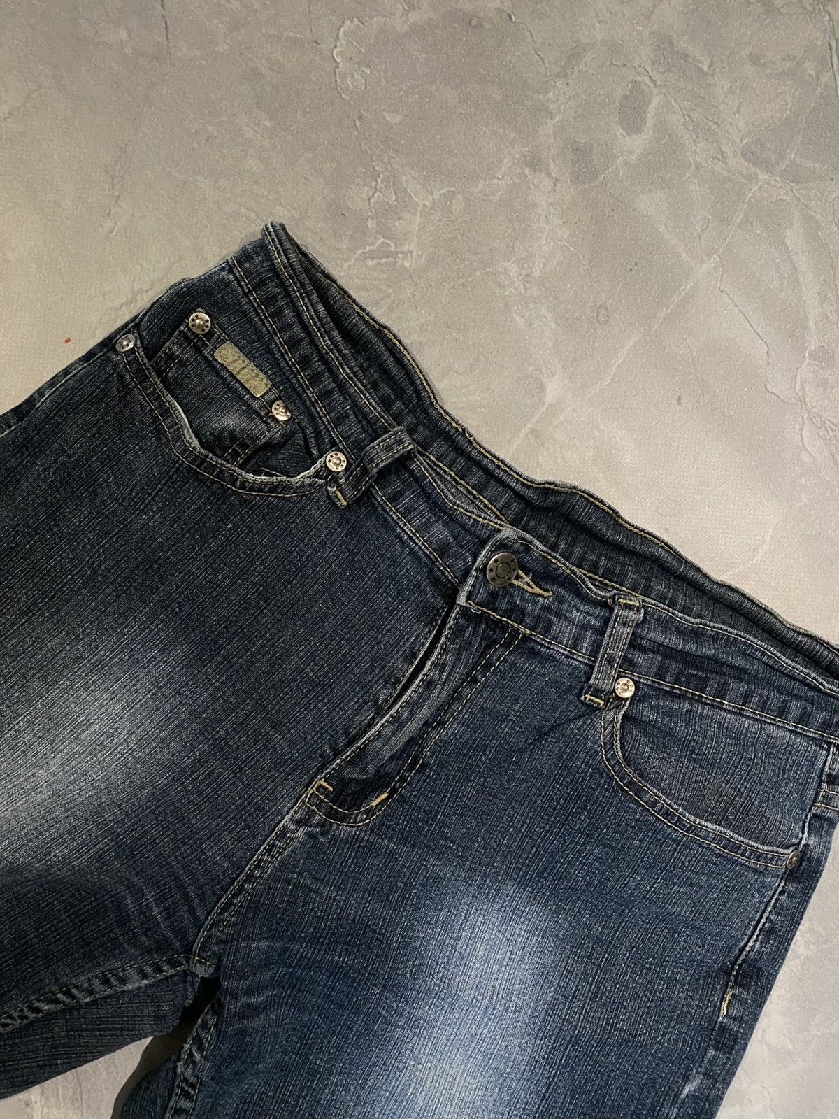 Japanese Brand Gothic Flared Dark Japanese Grunge Jean 90s Size US 30 / EU 46 - 2 Thumbnail