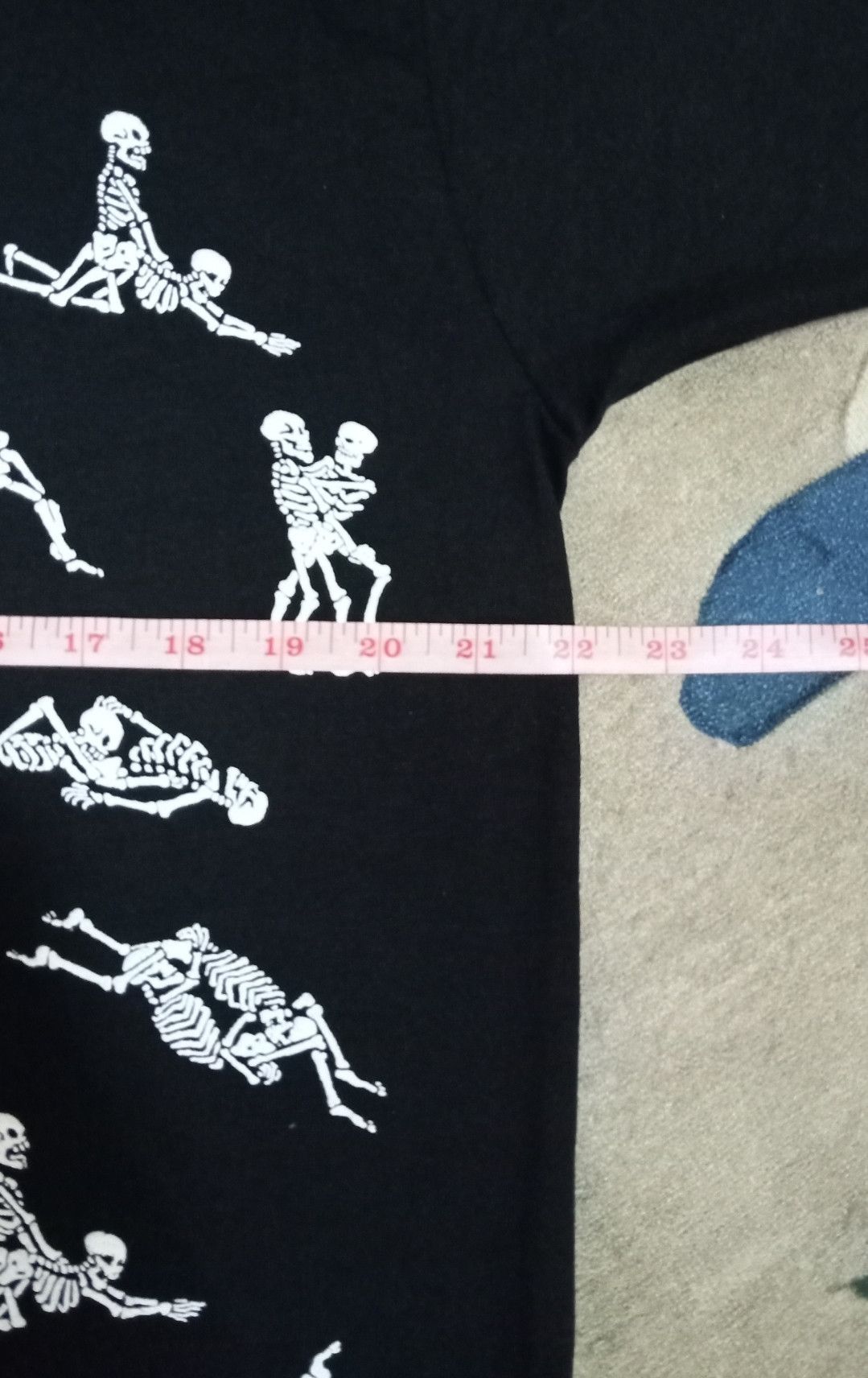 Fashion Victim × basketcase gallery Vintage 90s Fashion Victim Skeleton Sex Positions T-shirt Size US L / EU 52-54 / 3 - 17 Thumbnail