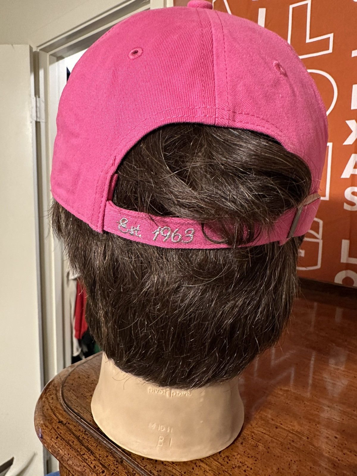 NFL × Vintage Vintage Woman’s NFL Hall of Fame “breast awareness” hat 00s Size ONE SIZE - 4 Thumbnail