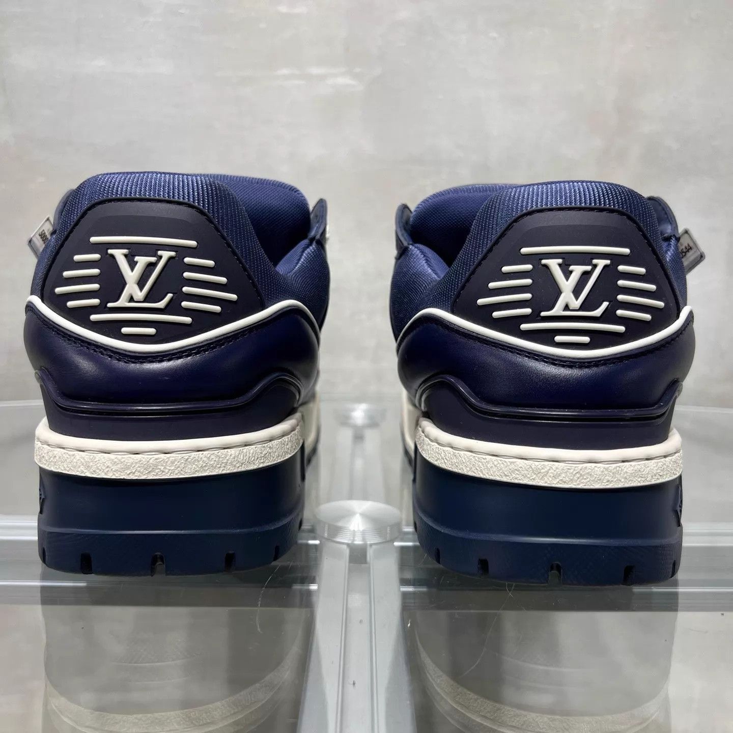 Louis Vuitton LV Trainer maxi Valentine's Day Blue Pudgy UK6 40 Size US 7 / EU 40 - 6 Thumbnail