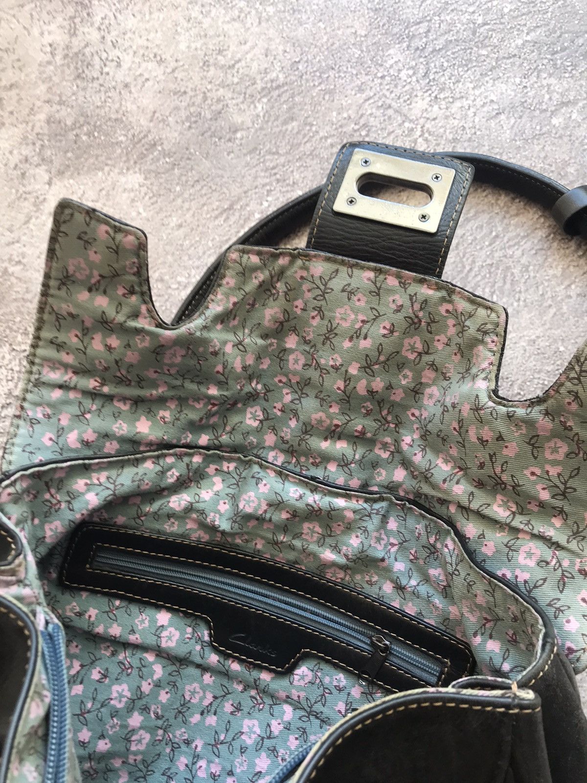 Vintage Vintage Y2K Black Leather Shoulder Bag Japanese Streetwear O Size ONE SIZE - 11 Thumbnail