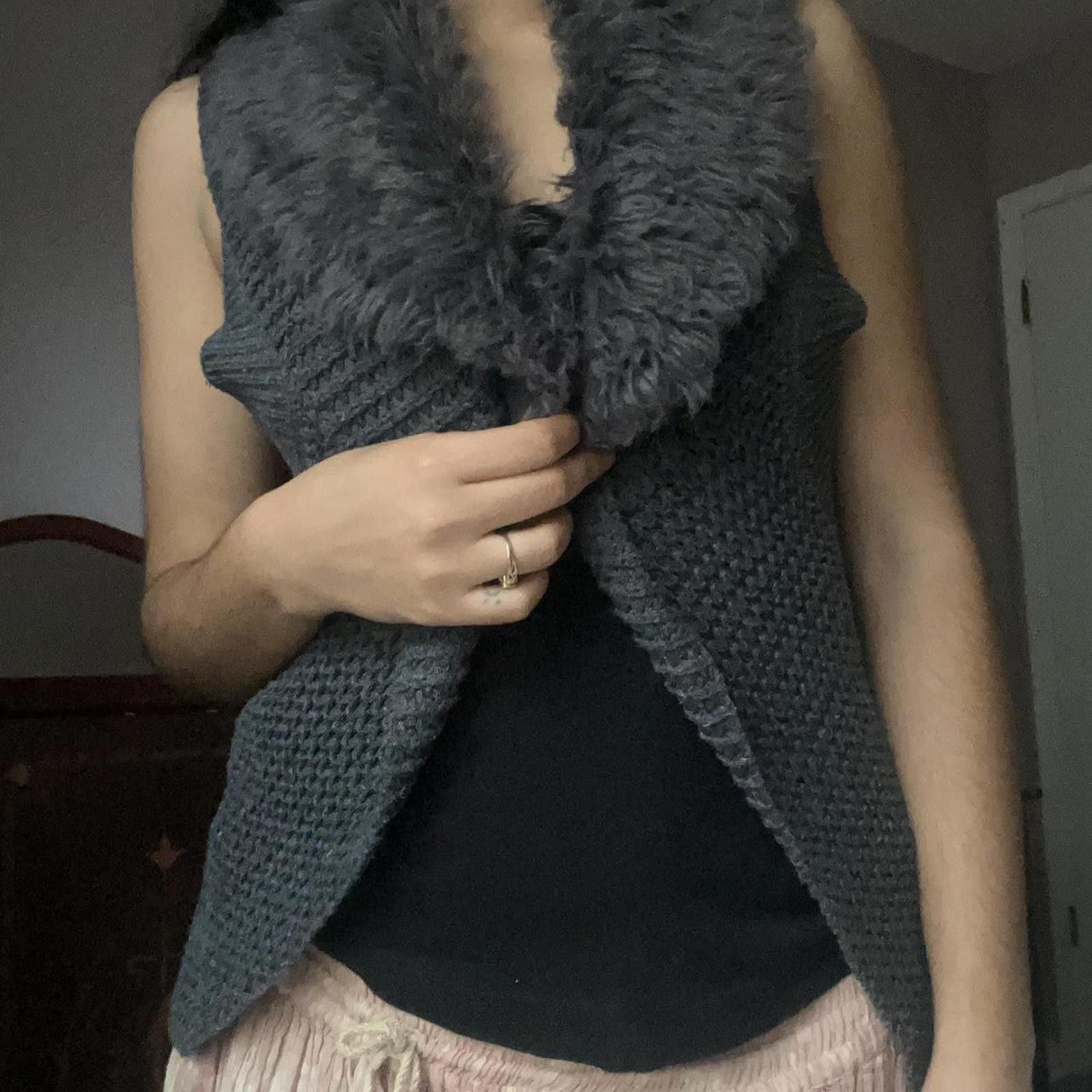 Other Grey faux fur vest with a touch of whimsy #fairycore Size L / US 10 / IT 46 - 5 Thumbnail