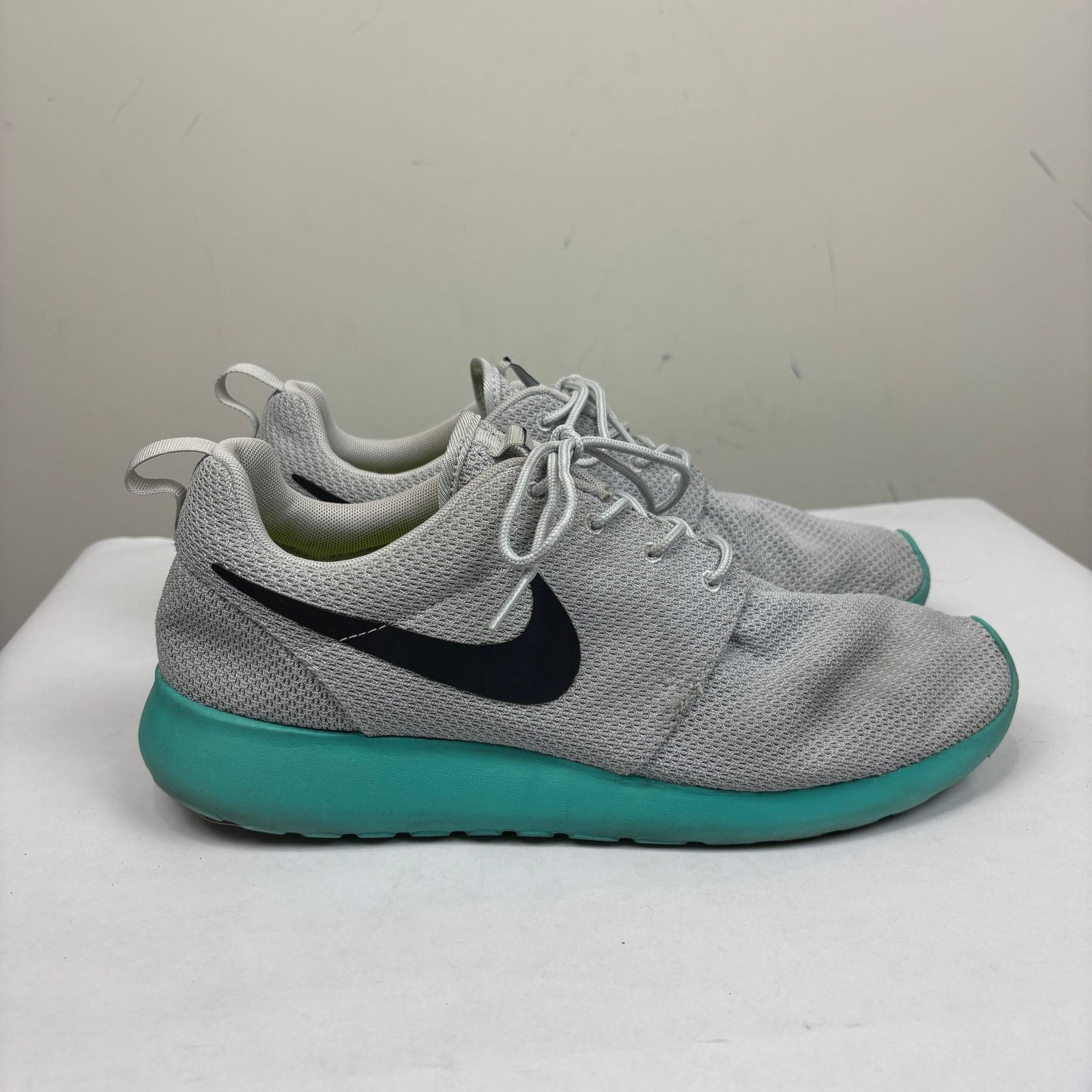 Nike Nike Roshe Run Calypso Running Walking Sneakers Men's 11 Size US 11 / EU 44 - 3 Thumbnail