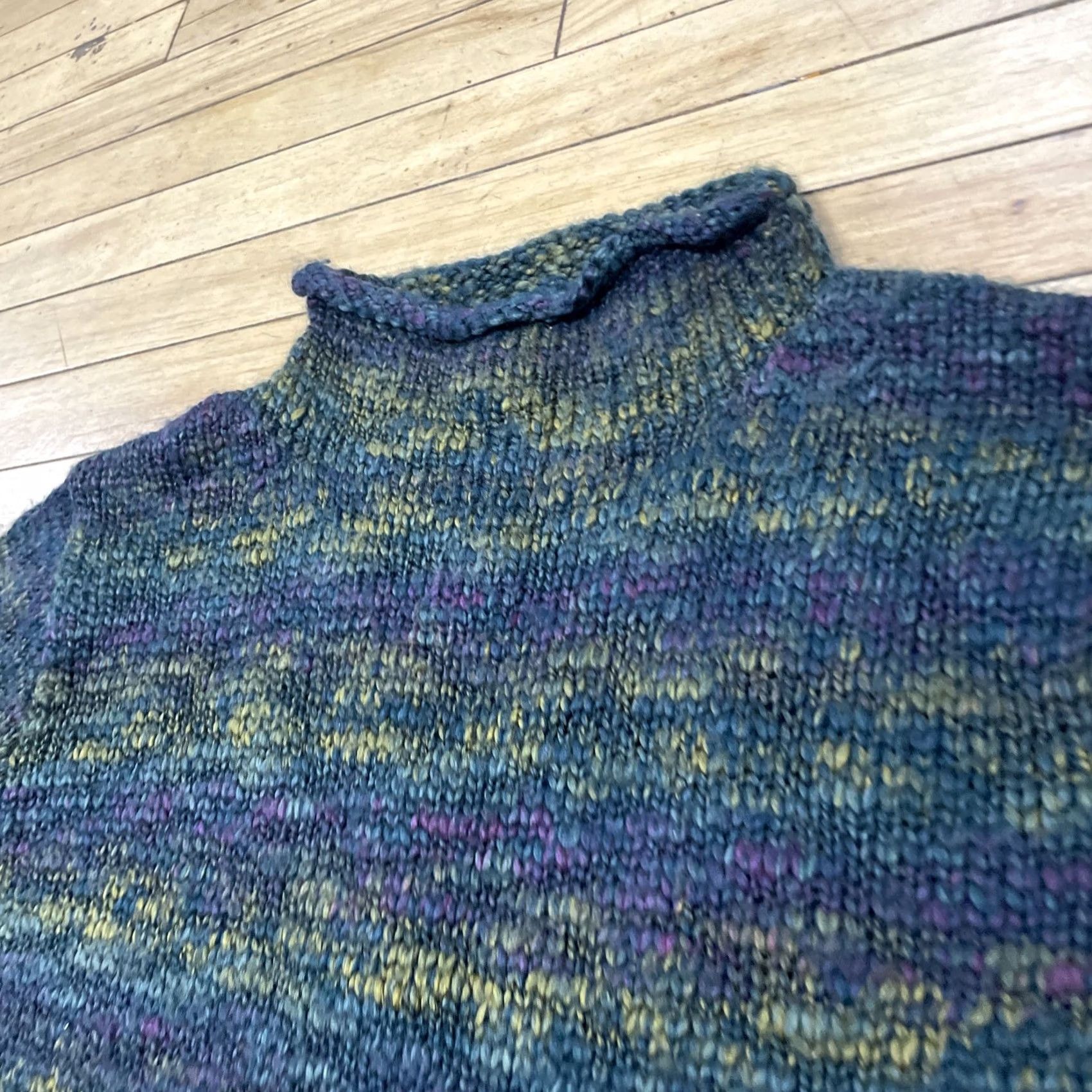 Vintage VINTAGE St. John's Bay Wool Roll Neck Sweater Women L Green Purple Knit Pullover 90s Size L / US 10 / IT 46 - 4 Thumbnail