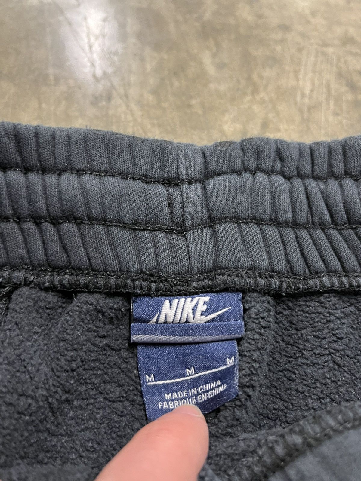 Nike × Vintage Nike sweatpants baggy fit cargo’s streetwear hype rare Size US 30 / EU 46 - 7 Thumbnail