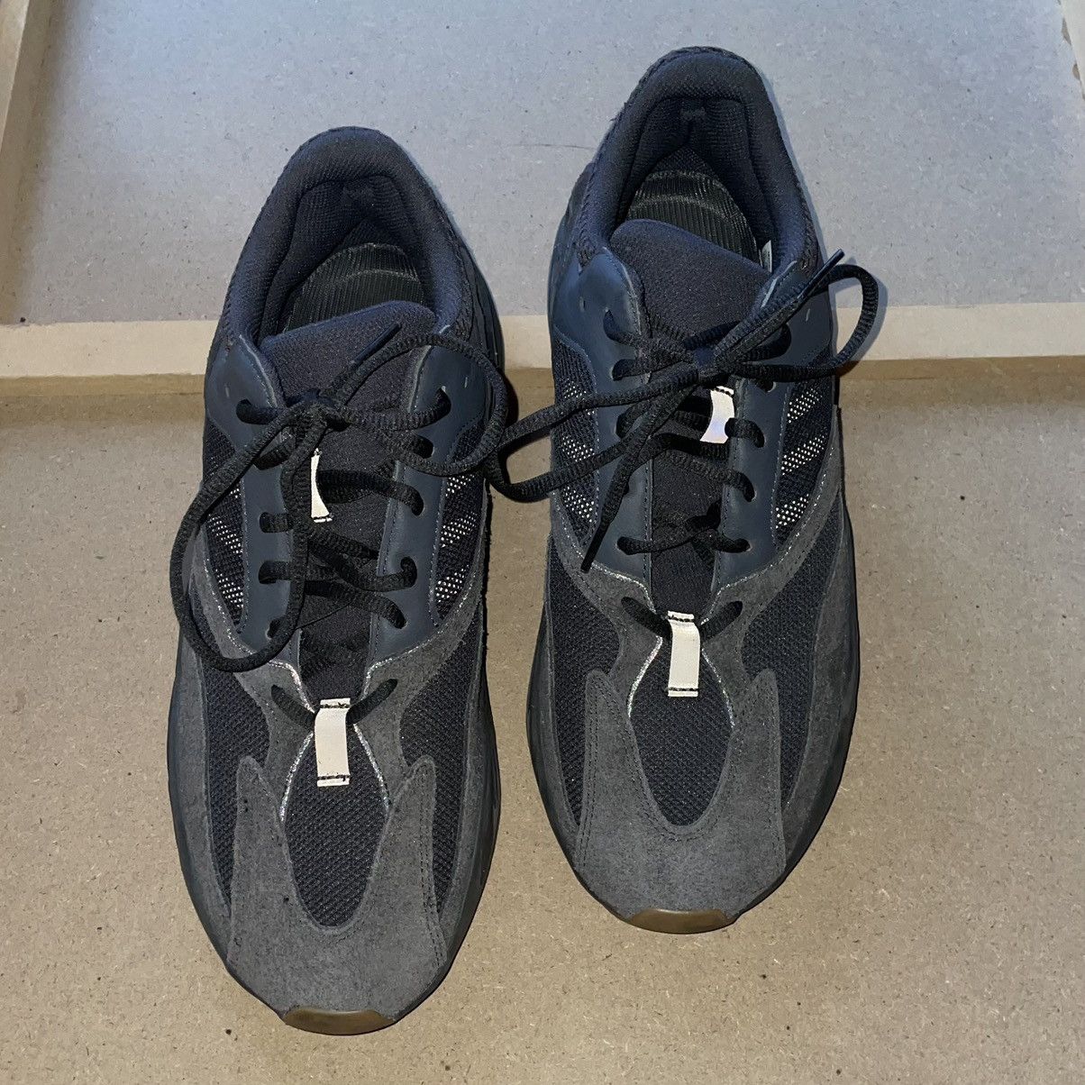 Adidas × Yeezy Yeezy 700 Utility Black Size US 12.5 / EU 45-46 - 1 Thumbnail