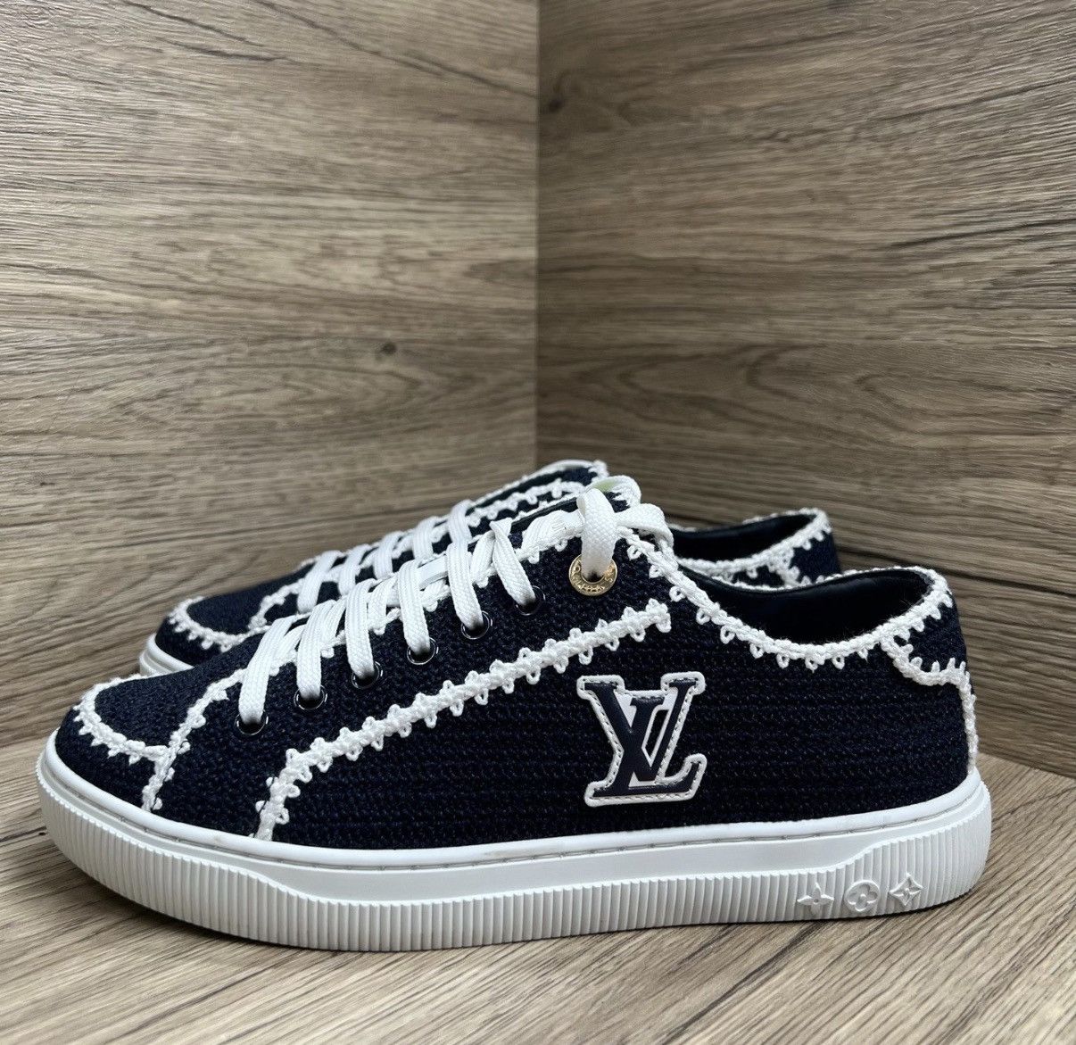 Louis Vuitton Louis Vuitton Lagoon White & Blue Crochet Sneakers J41 Size US 6.5 / IT 36.5 - 1 Thumbnail