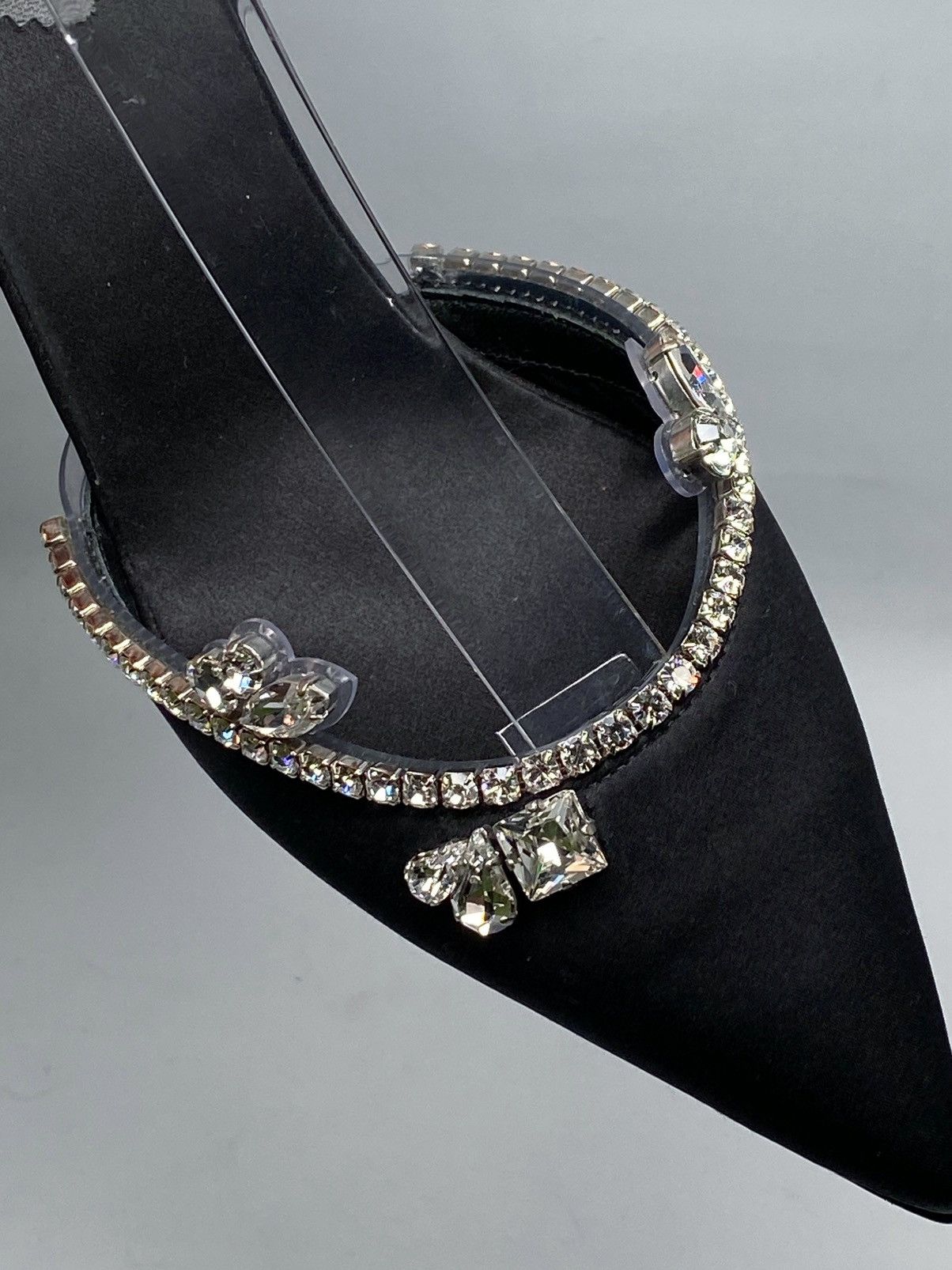 Christian Louboutin Christian Louboutin Crystal-Embellished Satin Pump size 37.5 Size US 7.5 / IT 37.5 - 7 Thumbnail