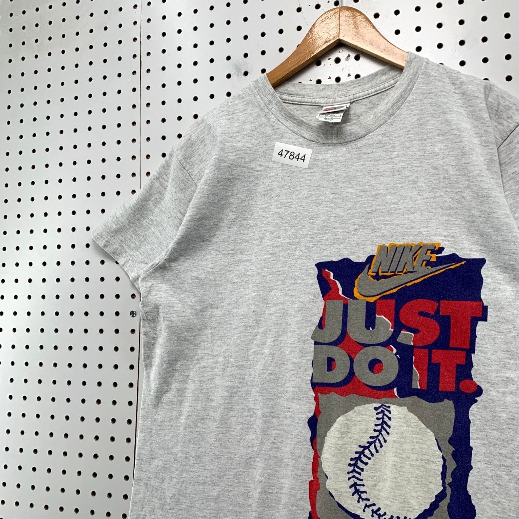 Nike VINTAGE Nike Baseball T Shirt Mens L Gray Just Do It 90s USA Nike Shirt Mens Large Gray 90s Size US L / EU 52-54 / 3 - 6 Thumbnail