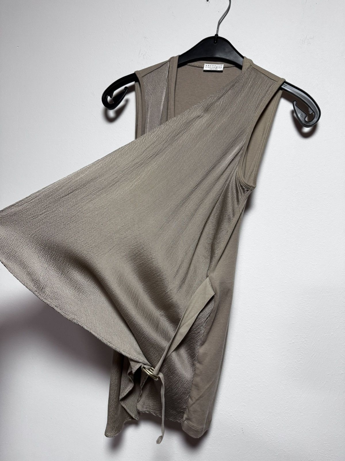 Brunello Cucinelli Brunello Cucinelli Beige Open Sleeveless T-Shirt Luxury Size L / US 10 / IT 46 - 5 Thumbnail