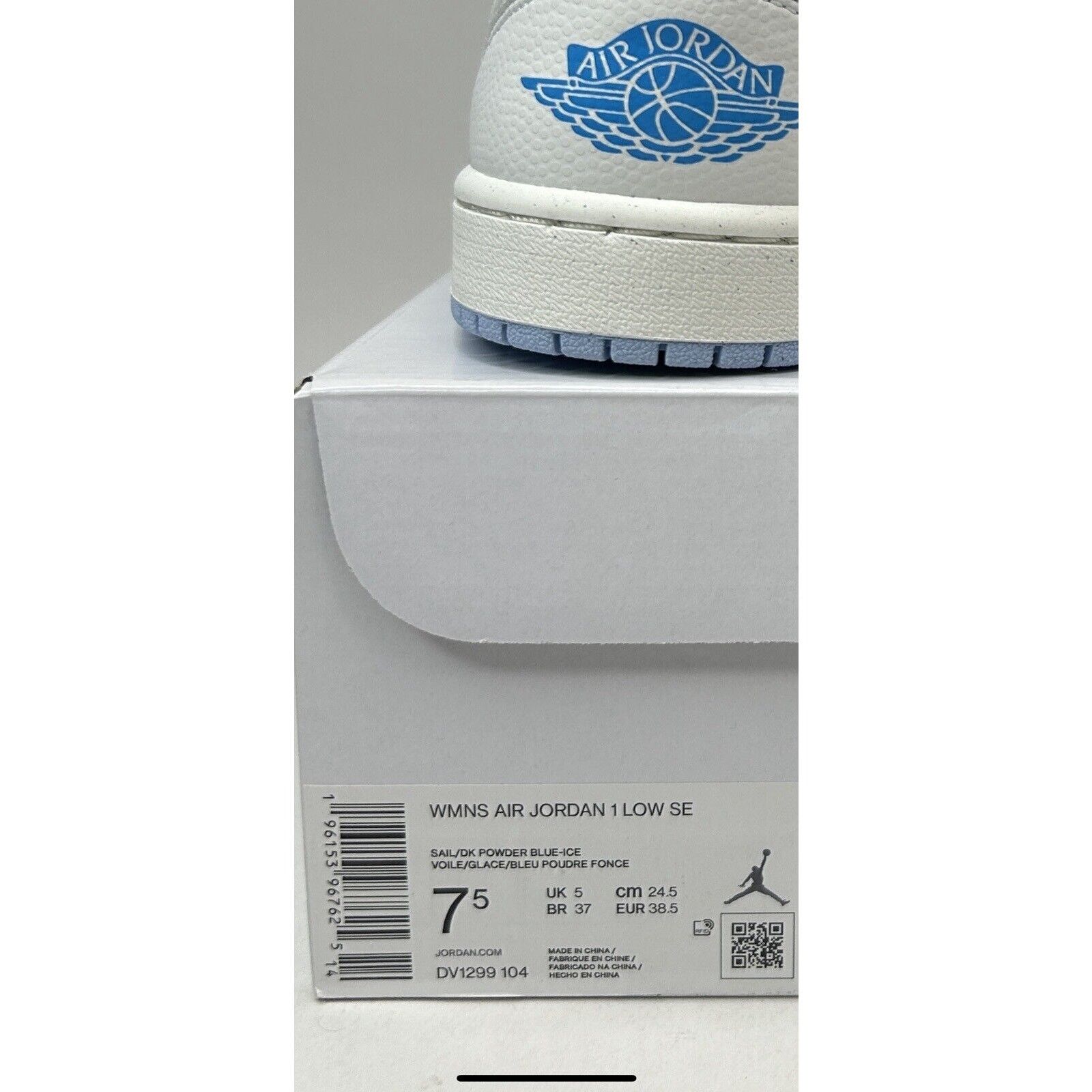 Nike Nike Air Jordan 1 Retro Low SE WMNS “Powder Ice Blue” 2023 Size US 7.5 / IT 37.5 - 5 Thumbnail