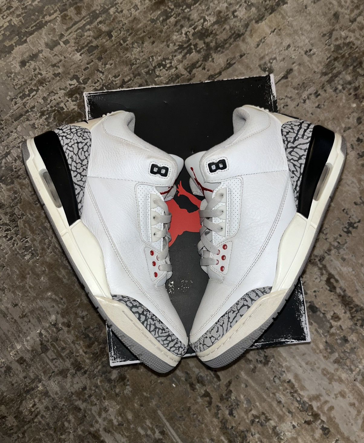 Jordan Brand Air Jordan 3 Retro 'White Cement Reimagined' 2023 Size US 10 / EU 43 - 8 Thumbnail