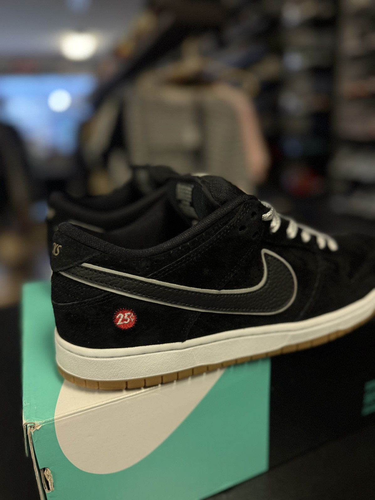 Nike Size 11 Nike Sb Quartersnacks 2014 (313170-019) Size US 11 / EU 44 - 2 Thumbnail