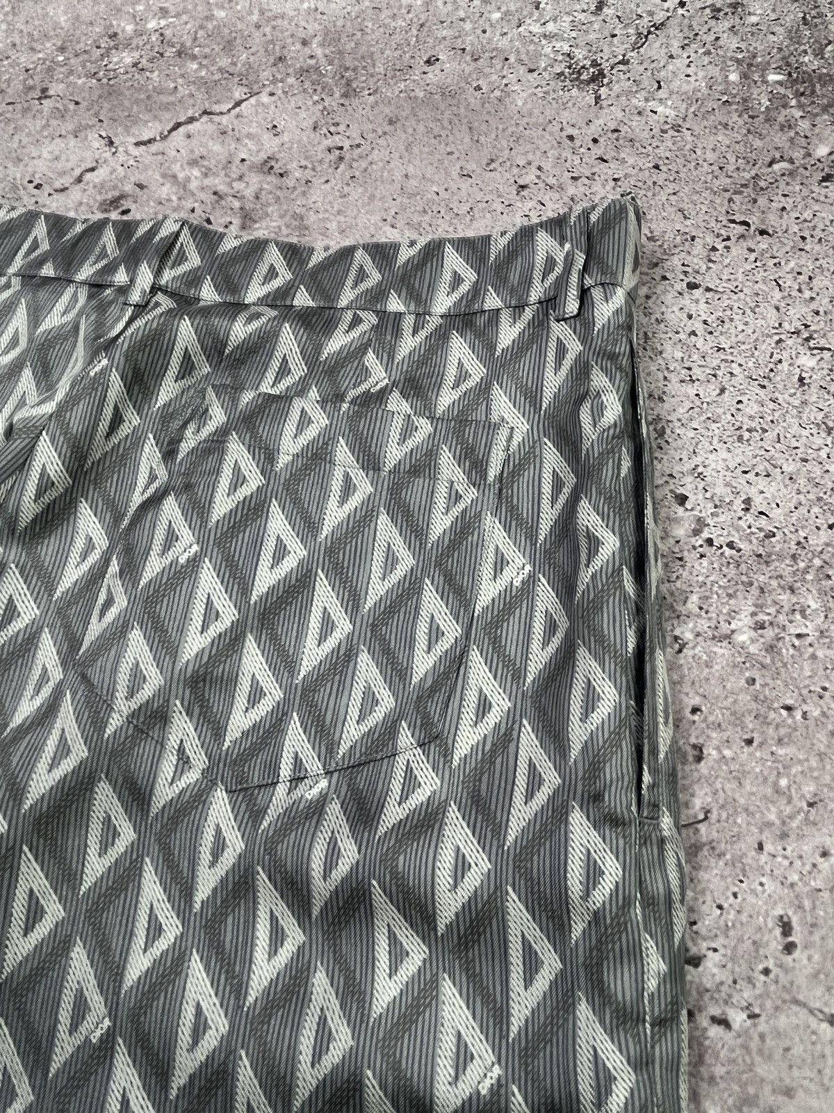 Dior Dior Silk Monogram Shorts Size 46 Grey Patterned Luxury 🇮🇹 Size US 30 / EU 46 - 6 Thumbnail