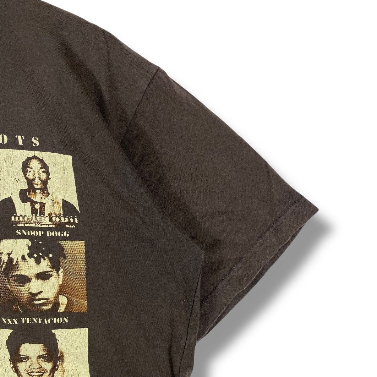 Rap Tees × Vintage CELEBRITY MUGSHOTS Rappers Exclusive Mugshot Graphic Tee Size US XL / EU 56 / 4 - 4 Thumbnail