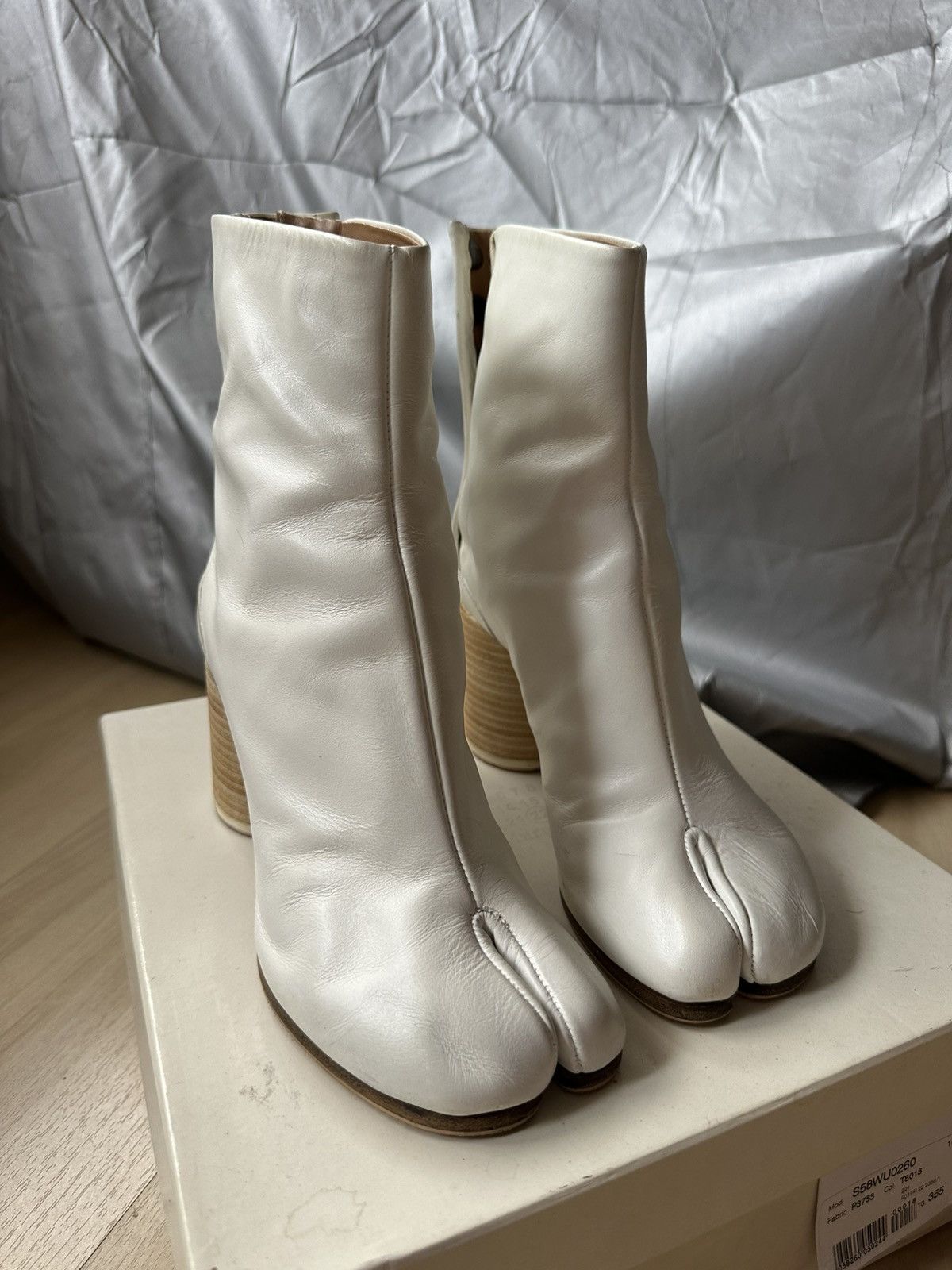 Maison Margiela Maison Margiela Tabi Boots Size US 6 / IT 36 - 1 Thumbnail
