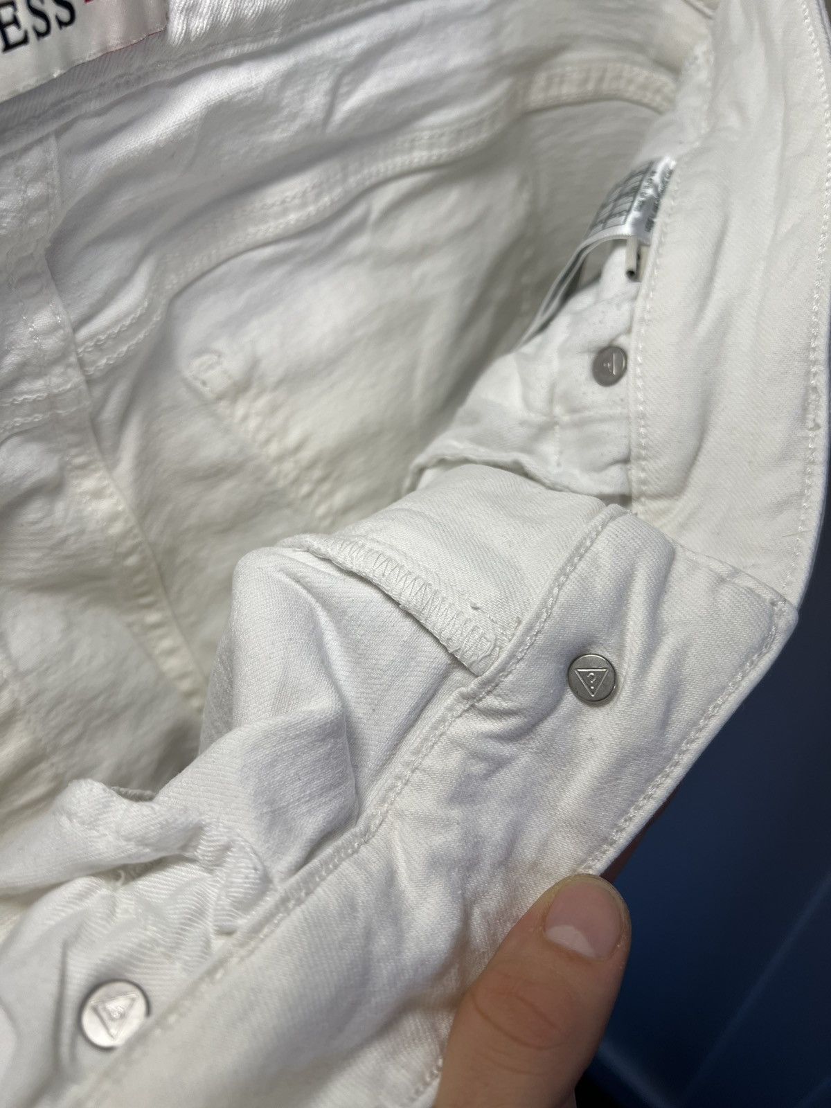 Guess Vintage Guess Jean USA patched distressed white skinny jeans Size US 33 - 14 Thumbnail