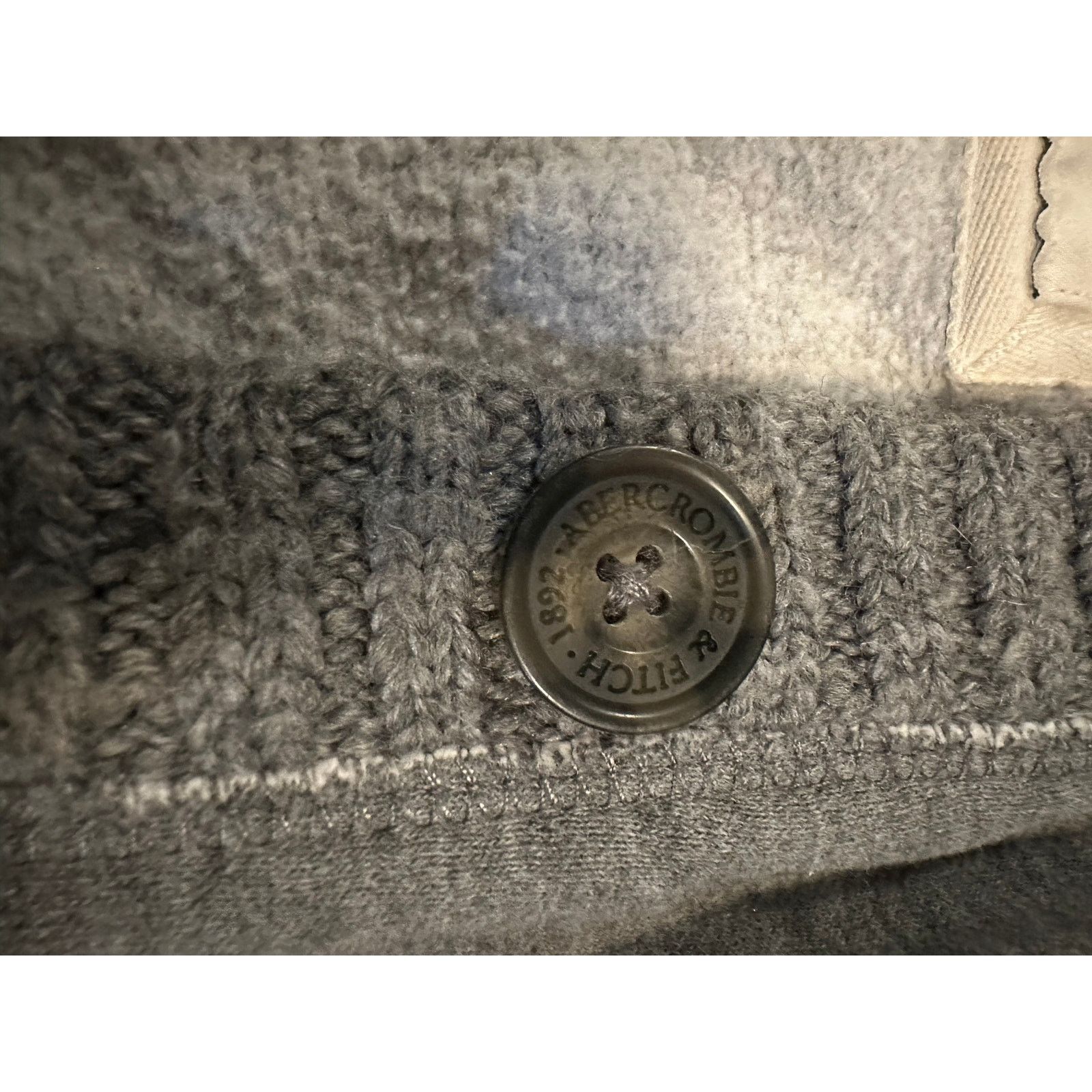 Abercrombie & Fitch Abercrombie and Fitch gray sweater cardigan women's small Size S / US 4 / IT 40 - 3 Thumbnail