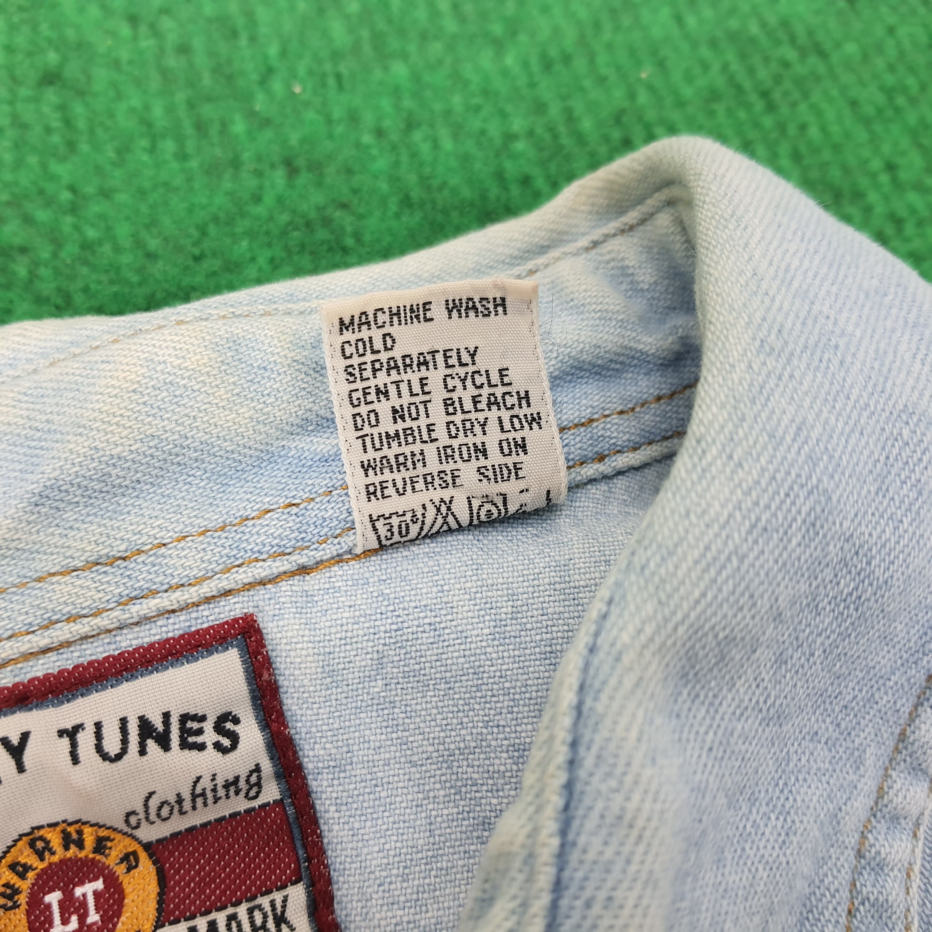 Vintage × Warner Bros Vintage Looney Tunes Classics Wild West Embroidery Shirt Size US L / EU 52-54 / 3 - 8 Thumbnail
