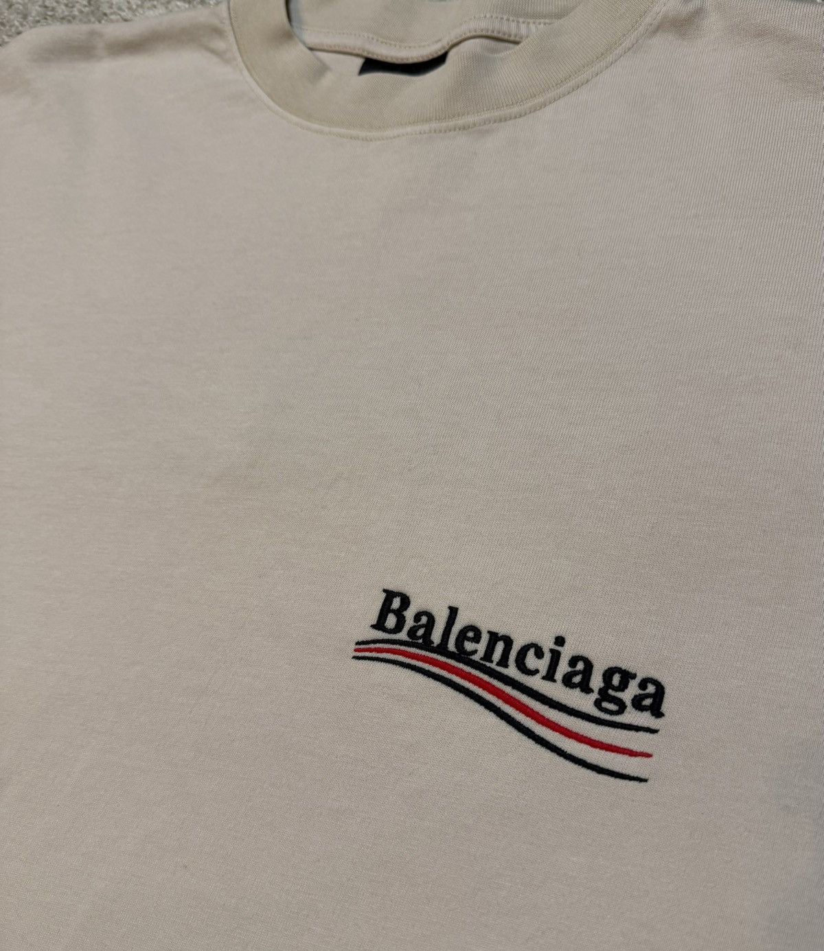 Balenciaga Balenciaga Political Campaign Logo T-Shirt Size US XL / EU 56 / 4 - 3 Thumbnail