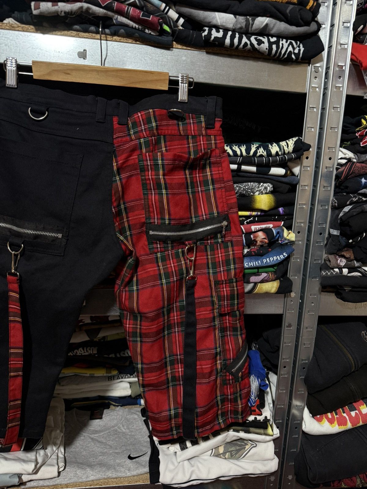 Japanese Brand Rare Japanese Brand Patchwork Punk Rock Emo Shorts Y2K Hype Size US 34 / EU 50 - 6 Thumbnail