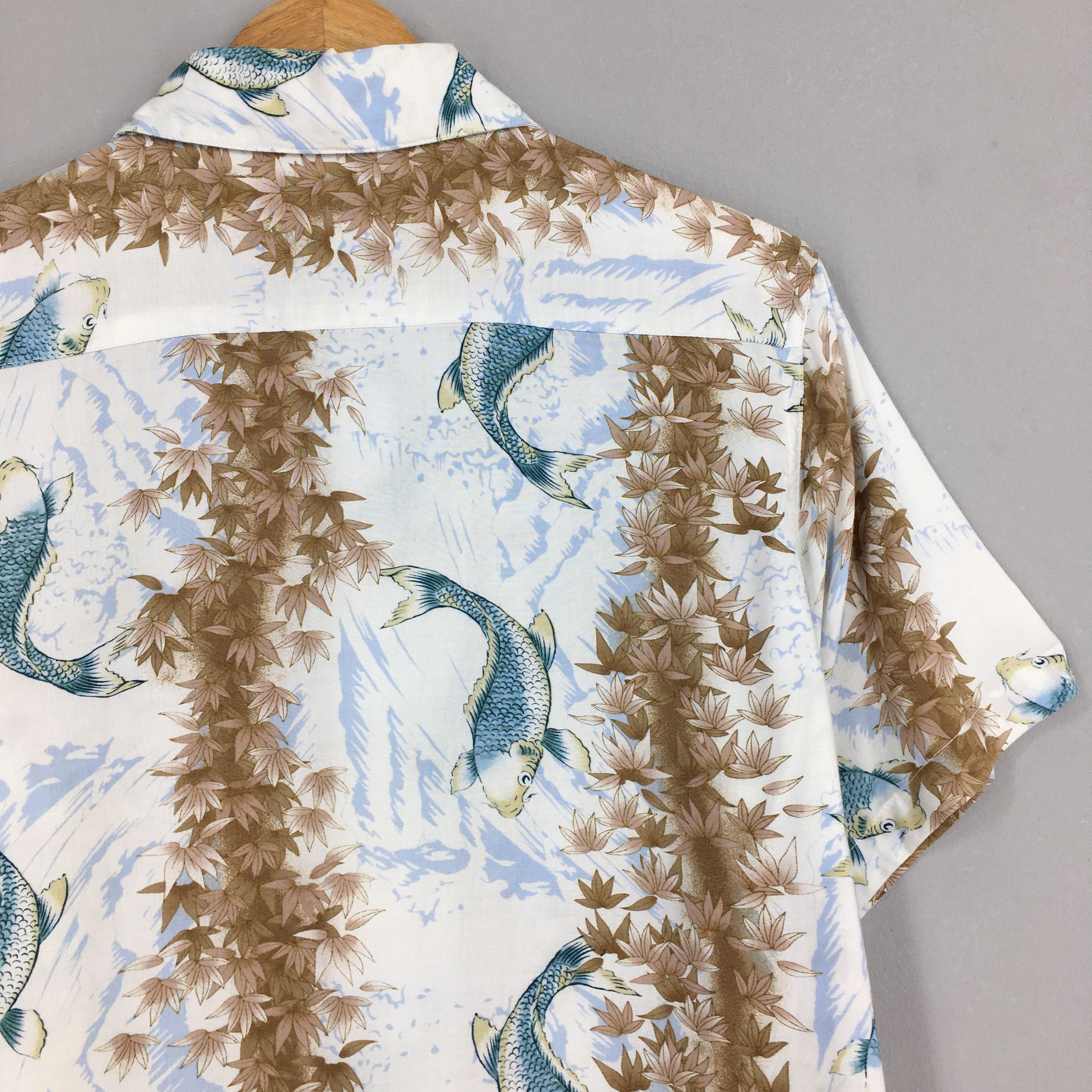 Other Vintage Aloha Surf Nepuca Japanese Koi Fish Rayon Shirt L Size US L / EU 52-54 / 3 - 8 Thumbnail