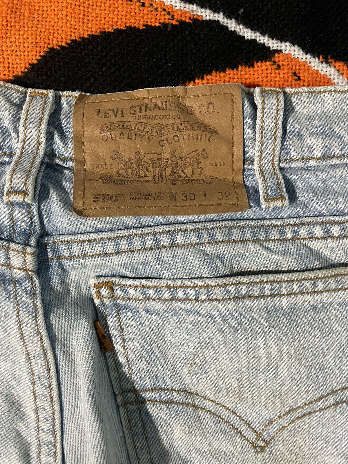 Levi's Vintage Levi’s 550 Relaxed Fit Jeans Pants 90s Baggy Style Size US 31 - 6 Thumbnail
