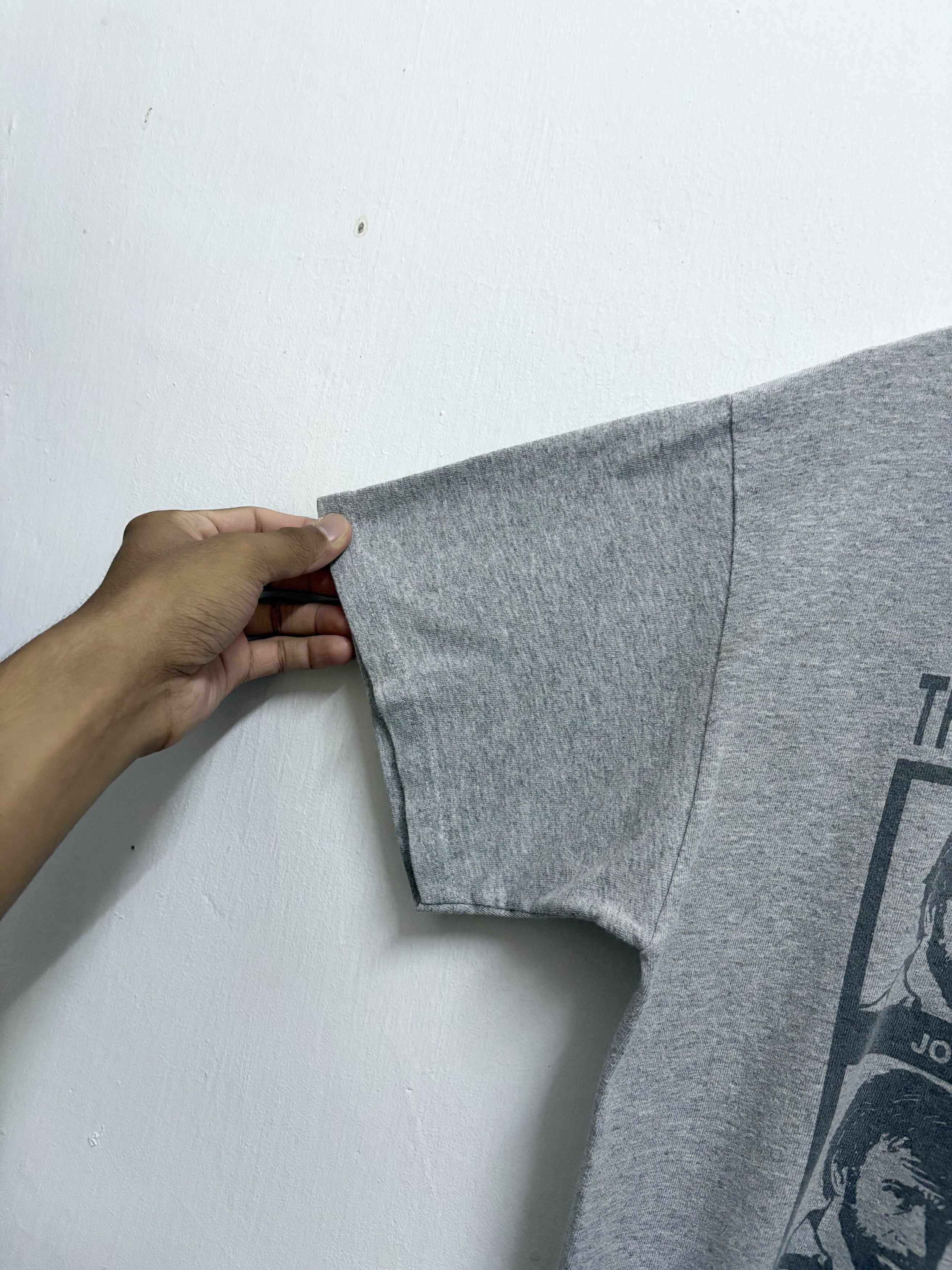 Vintage 2000's Emotion of Chuck Norris Ripoff Barbara Kruger T-Shirt Size US M / EU 48-50 / 2 - 5 Thumbnail