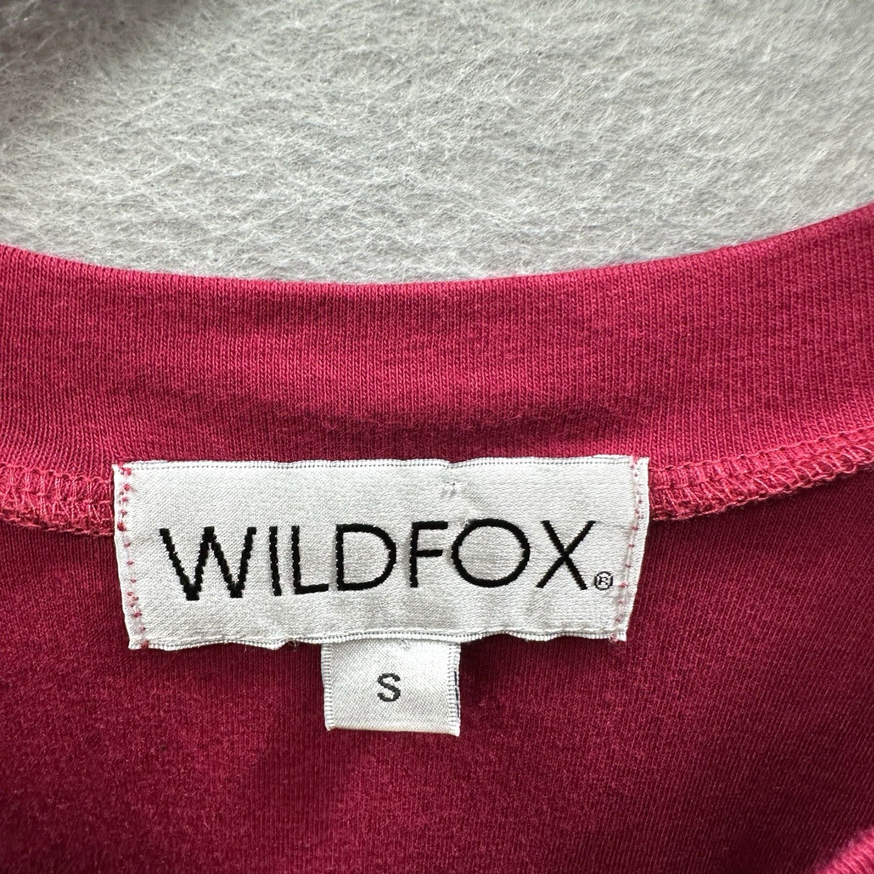 Wildfox Wildfox Womens Sweatshirt Crew Neck Long Sleeve Distressed Solid Red Comfortable Casual Spring Winter 2020s Size S / US 4 / IT 40 - 7 Thumbnail