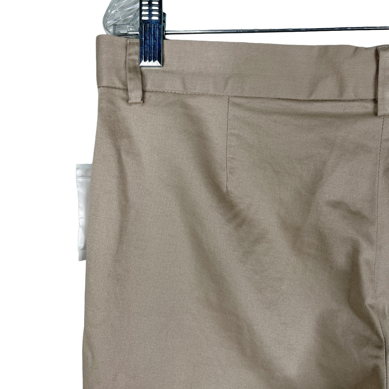 Gap Gap Capris Khaki 10 Modern Fit Cropped Cuffed Stretch New Size 32" / US 10 / IT 46 - 9 Thumbnail