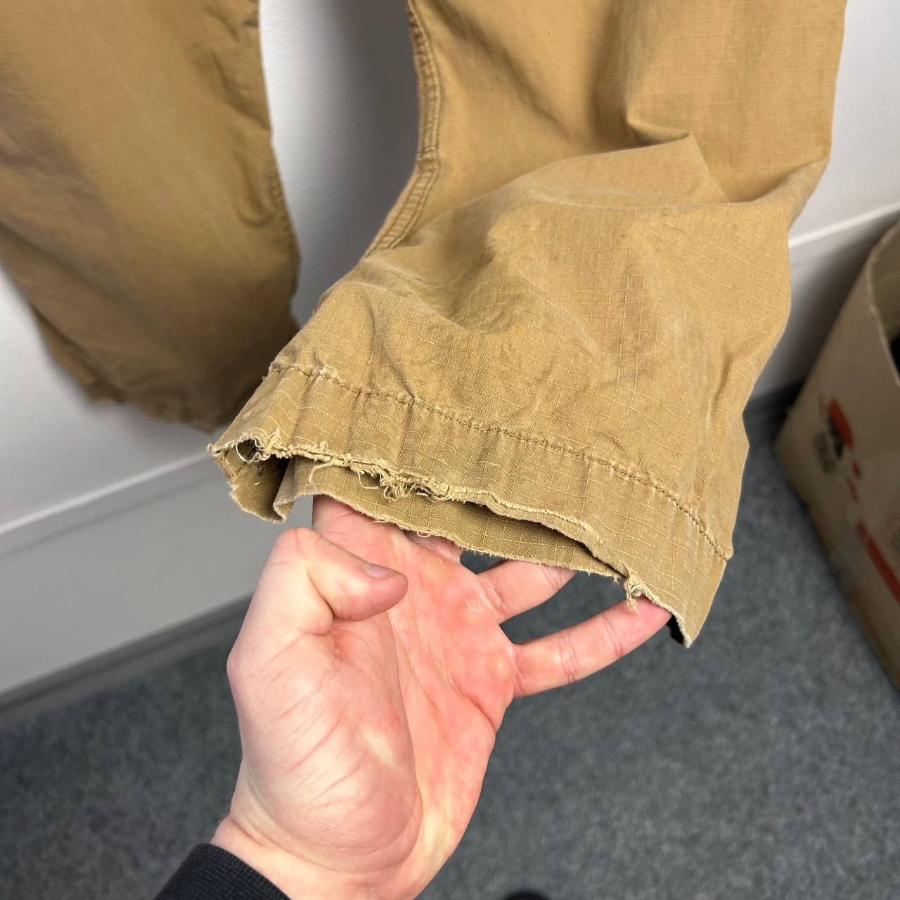 Carhartt Wip Vintage Carhartt Wip Patch logo cargo streetwear pants Size US 32 / EU 48 - 9 Thumbnail