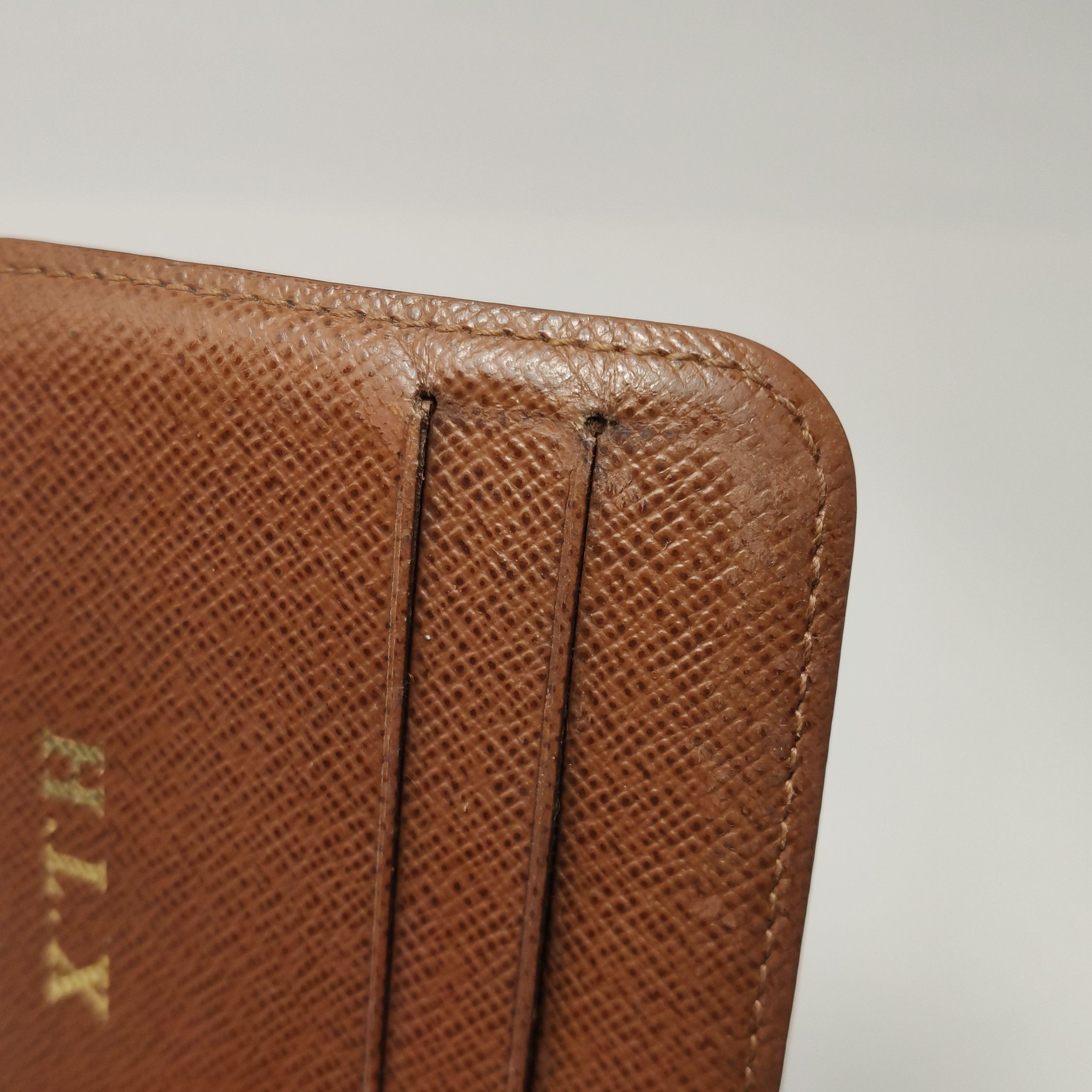 Louis Vuitton Louis Vuitton (LV) Monogram Print Folding Card Holder -y250 Size ONE SIZE - 4 Thumbnail