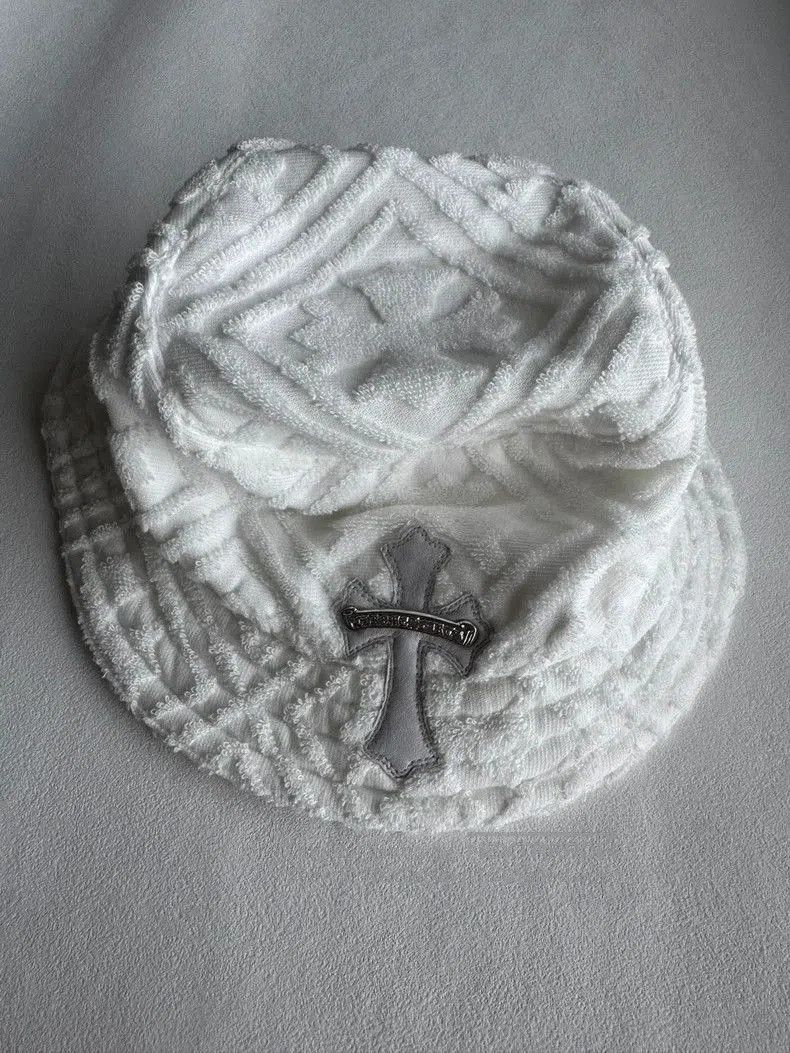 Chrome Hearts Chrome Hearts White Cross Bucket Hat. Size ONE SIZE - 2 Thumbnail