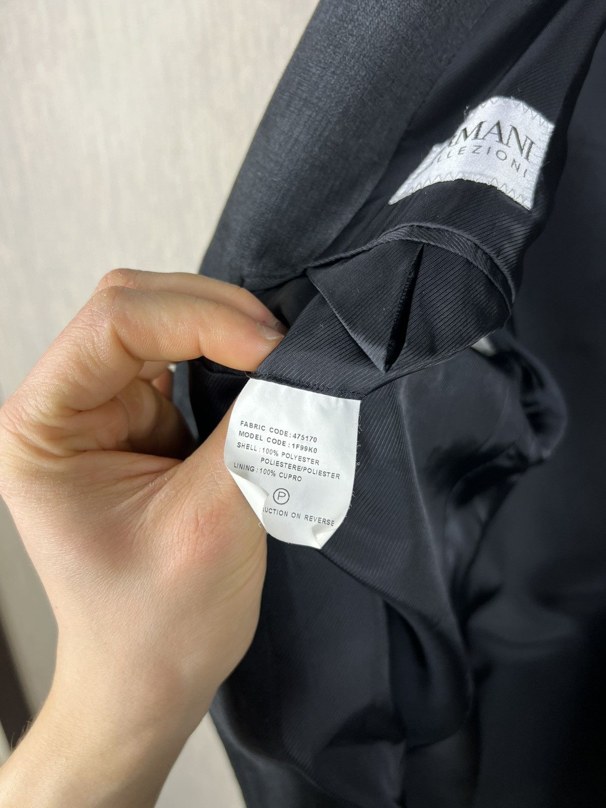 Armani Collezioni Giorgio Armani Collezioni velvet blazer jacket avant garde Size 40R - 18 Thumbnail