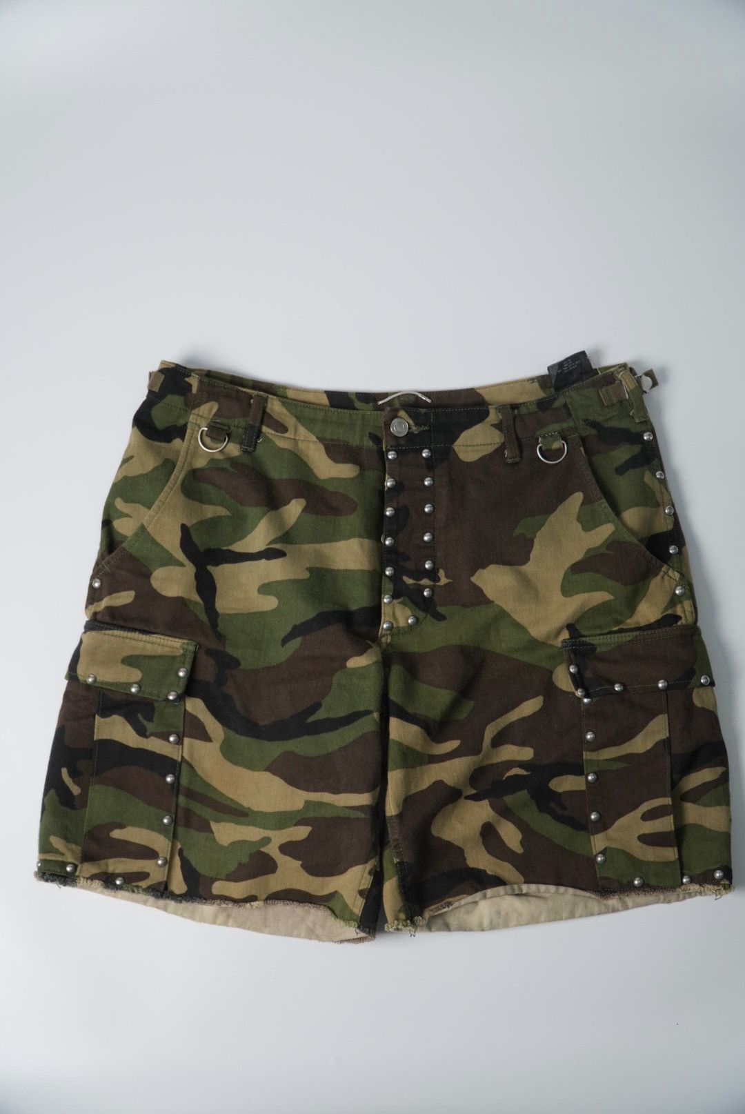 Saint Laurent Paris Saint Laurent SS16 Studded Camo Shorts Size US 35 - 1 Thumbnail