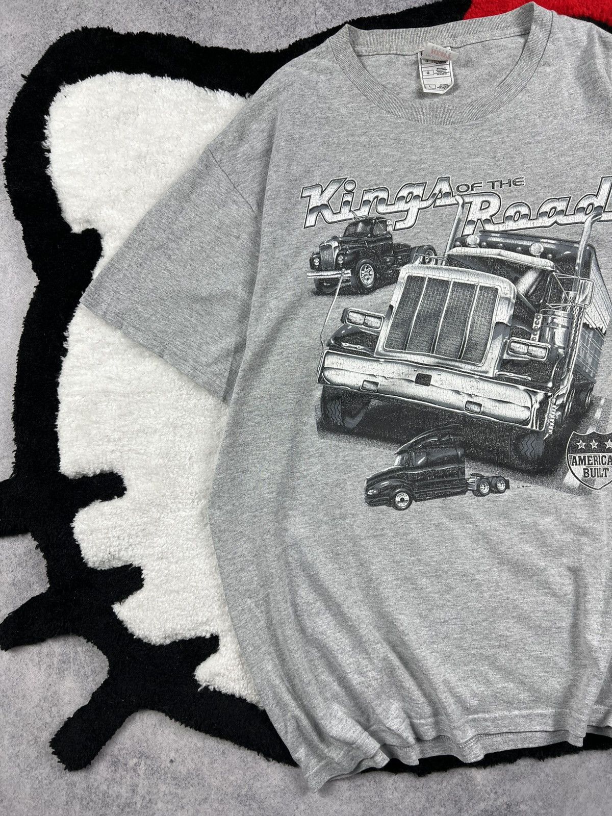 Vintage Vintage King Of The Road Truck USA 00s Faded Y2K Tee Shirt Size US L / EU 52-54 / 3 - 2 Thumbnail