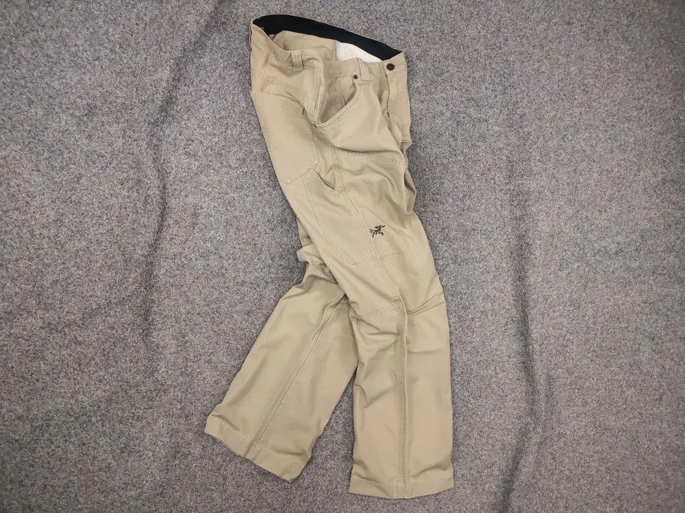 Arc'teryx Vintage Arc'teryx bastion Double Canvas Sand Cargo Pants Size US 32 / EU 48 - 2 Thumbnail
