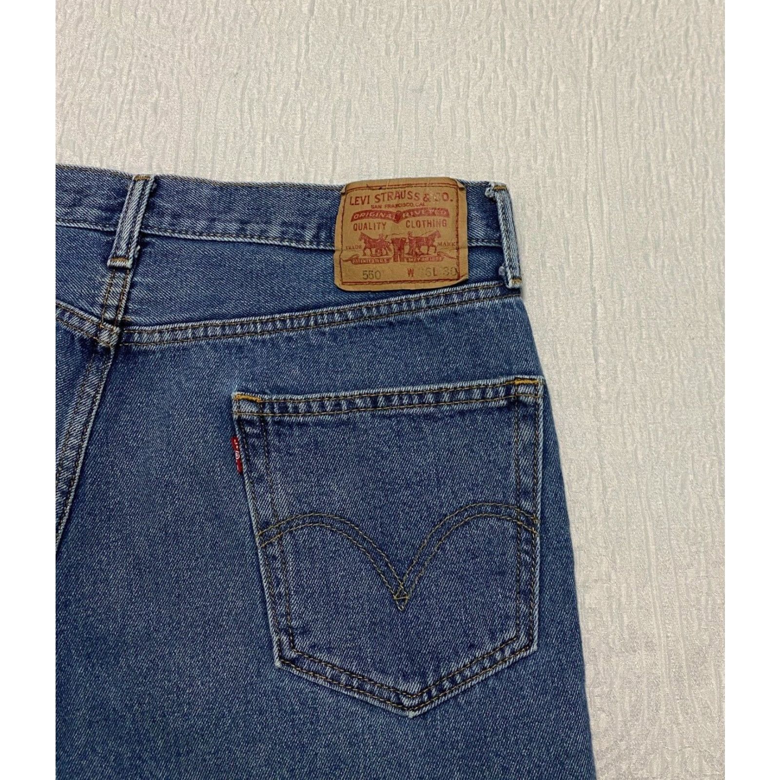 Levi's Levis 550 Relaxed Fit Jeans Mens Size 36×30 Blue Denim Size US 36 / EU 52 - 3 Thumbnail