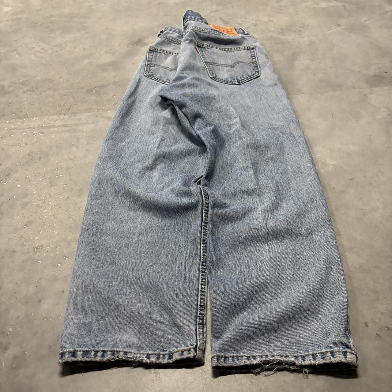 Levi's × Vintage Crazy Vintage Y2K/2000s Grunge Faded Light Wash Levi’s Denim Jeans! Size US 33 - 4 Thumbnail