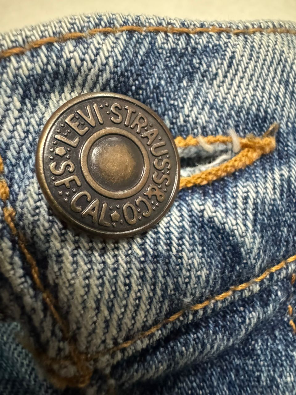Levi's VINTAGE 1991s LEVI’S 555 STONE WASHED BLUE JEAN VERY RARE Size US 31 - 6 Thumbnail